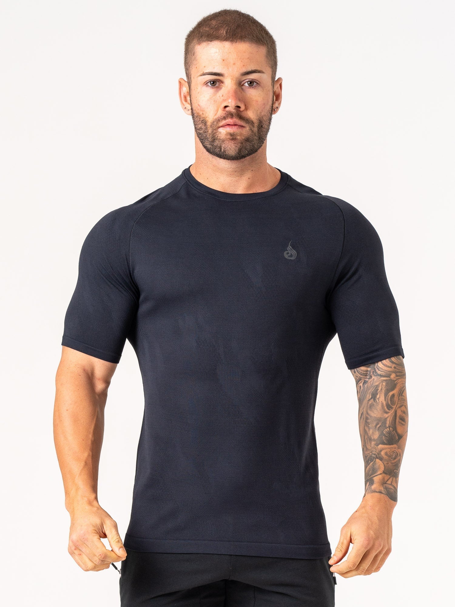 Aero Core Seamless T-Shirt for Men - Soft Breathable Comfort Fit Black Tee - Perfect for Gym, Running & Casual Wear