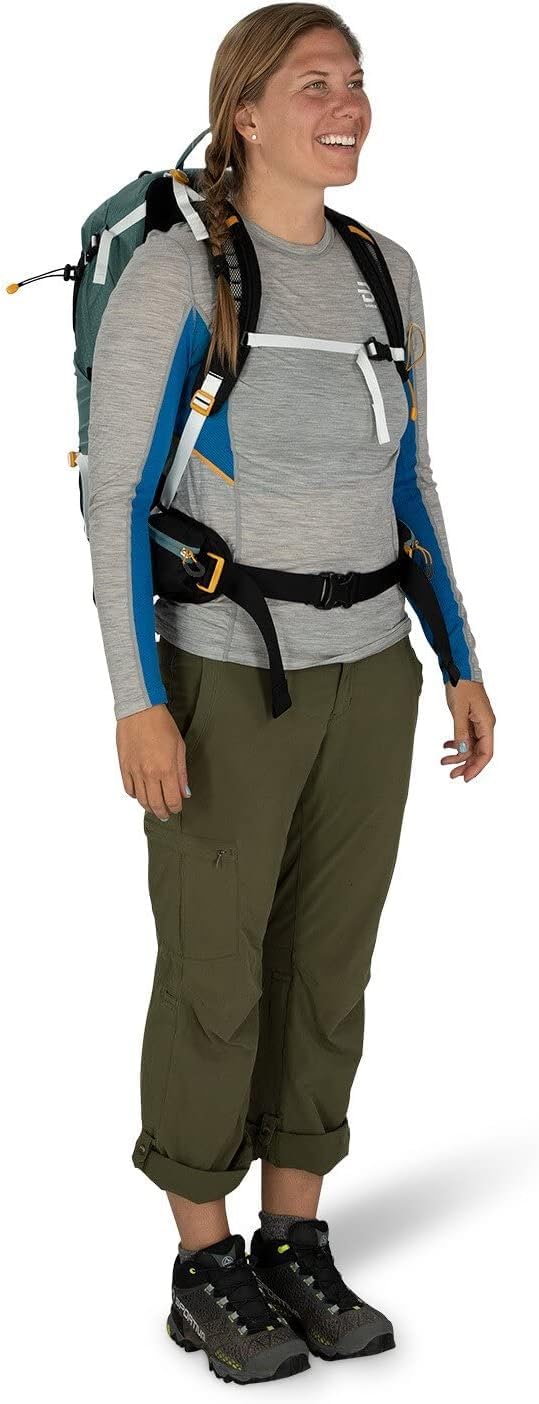 Osprey Sirrus 24L Women's Hiking Backpack - Lightweight & Durable Daypack for Outdoor Adventures, Trekking & Travel | Tunnel Vision Grey