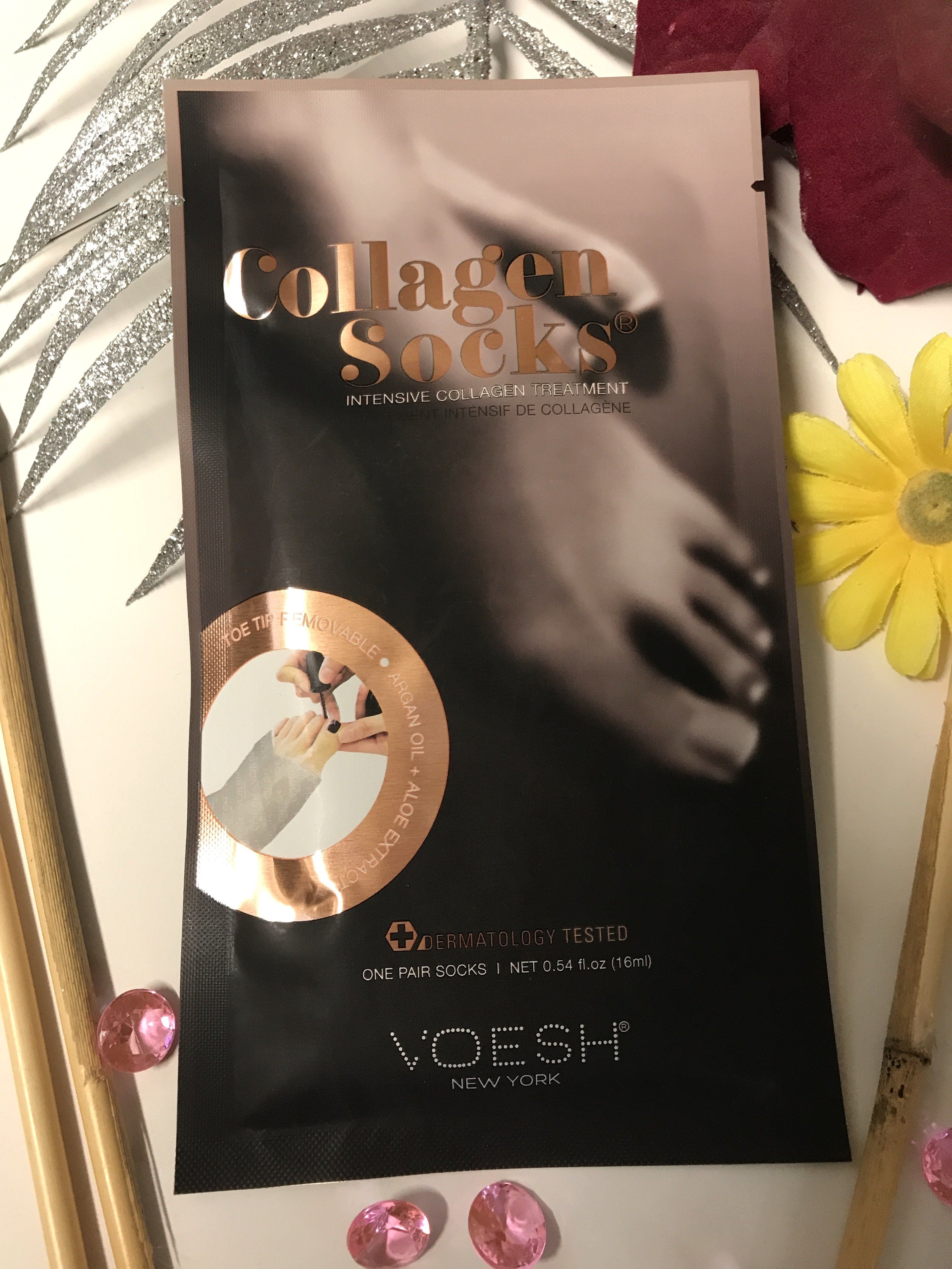 Premium Collagen Infused Moisturizing Socks for Women - Soft Spa Foot Treatment - Voesh Luxury Foot Care for Dry Cracked Heels - Perfect for At-Home Pedicures & Relaxation