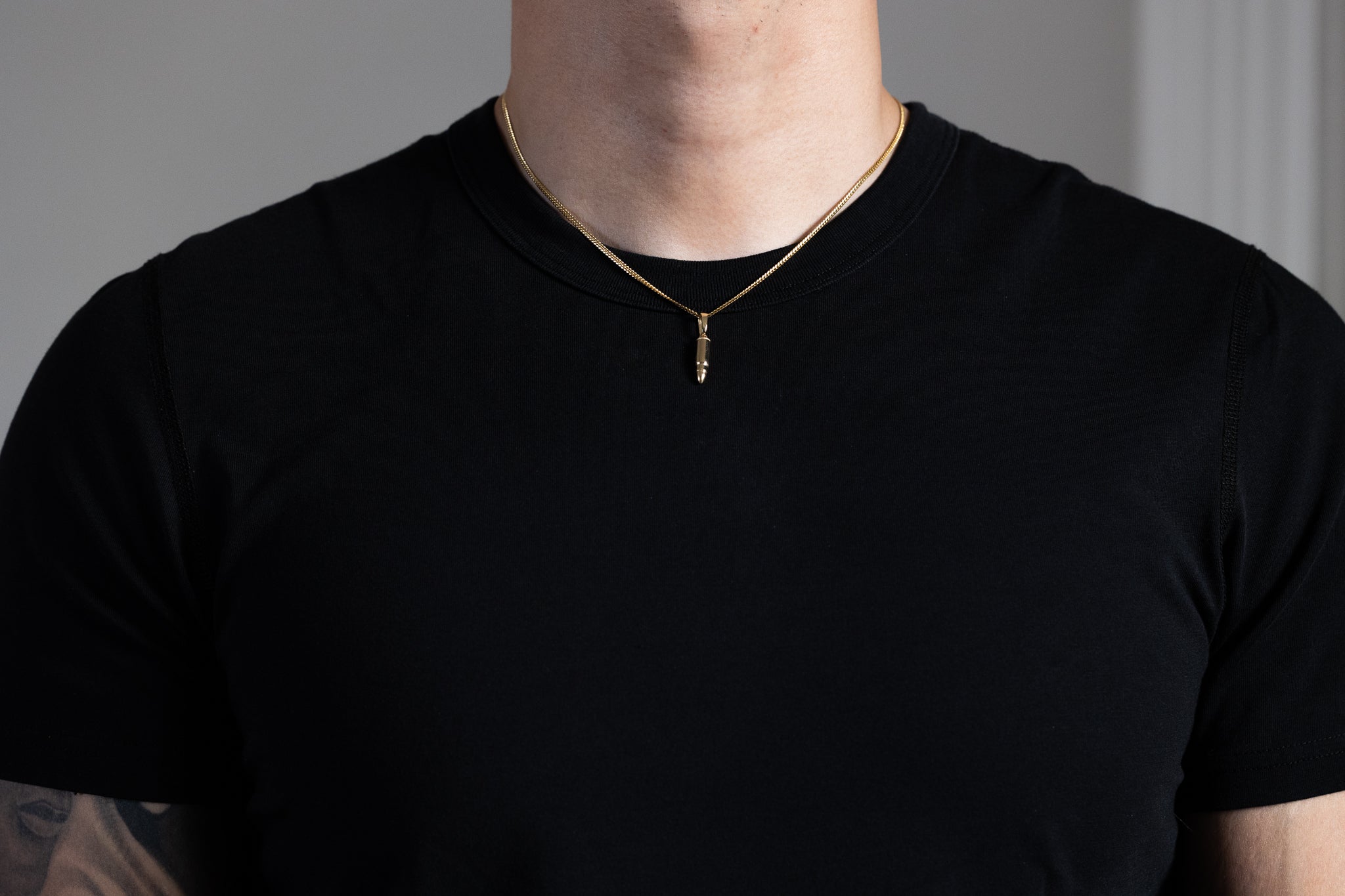 18K Gold Bullet Pendant Necklace PT2746 - Elegant Jewelry for Women, Perfect Gift for Birthday, Anniversary & Valentine's Day