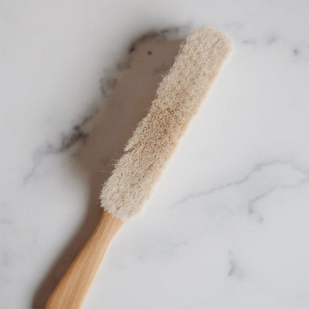 Premium Wooden Dust & Book Brush - Handcrafted Cleaning Tool for Books, Shelves & Collectibles - Perfect for Home, Office & Library Use