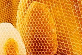Organic Pure Yellow Beeswax Pastilles - Raw, Unrefined, 250g for DIY Skincare, Lip Balm, Candles & Natural Beauty Products