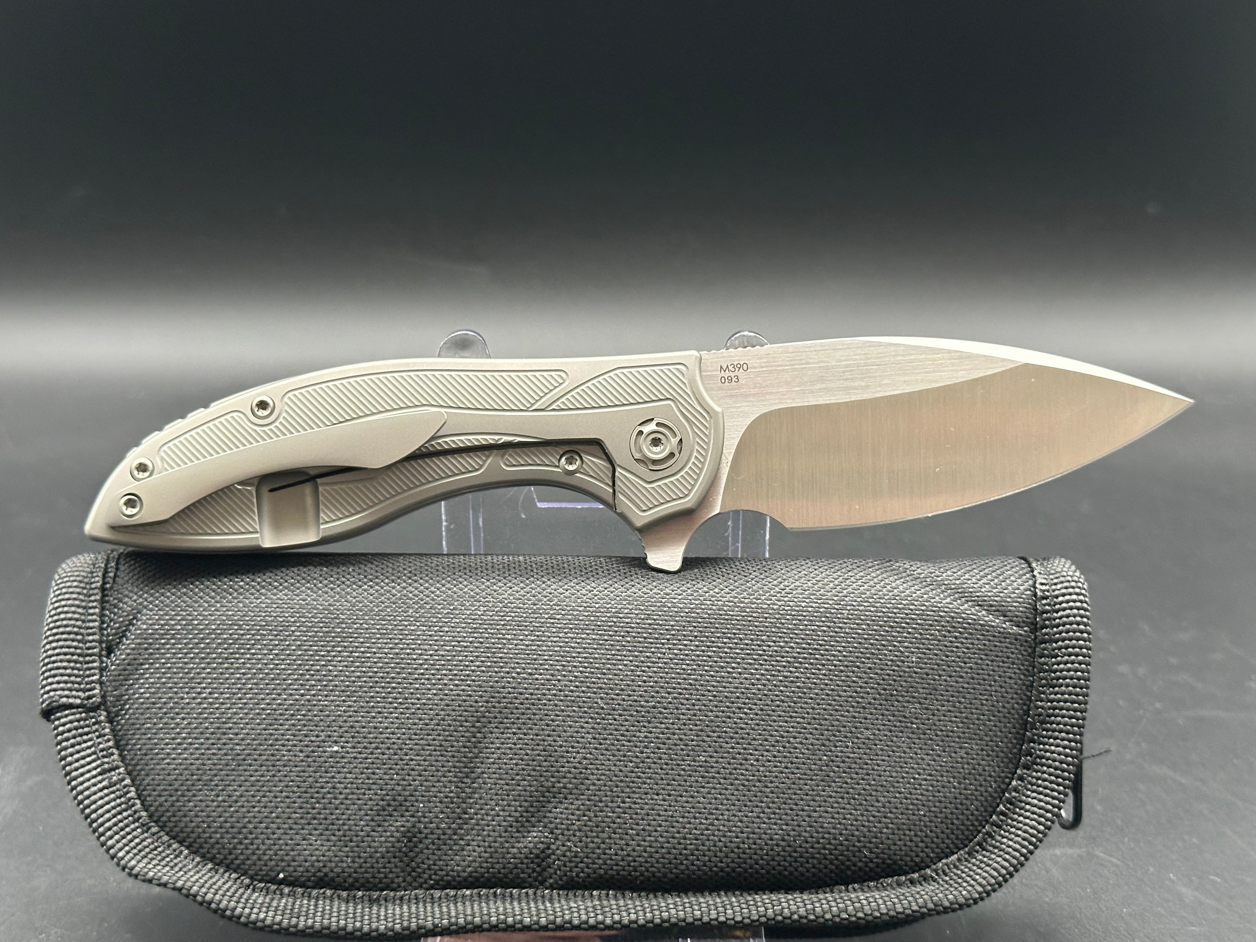 Reate Iron Knife - Titanium Handle with Black Carbon Fiber Inlay, 3.25