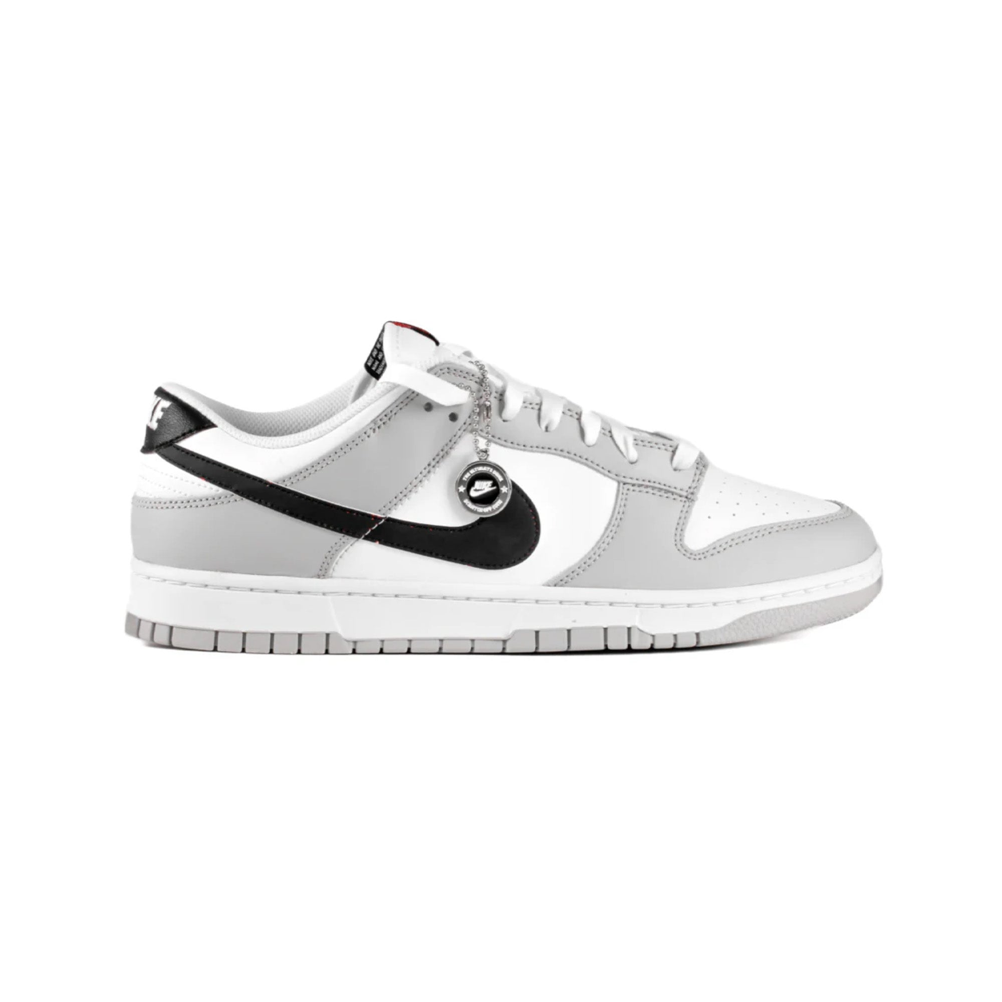 Nike Dunk Low SE 'Lottery Pack Grey Fog' Sneakers (2022) - Men's Casual Shoes for Streetwear & Everyday Fashion