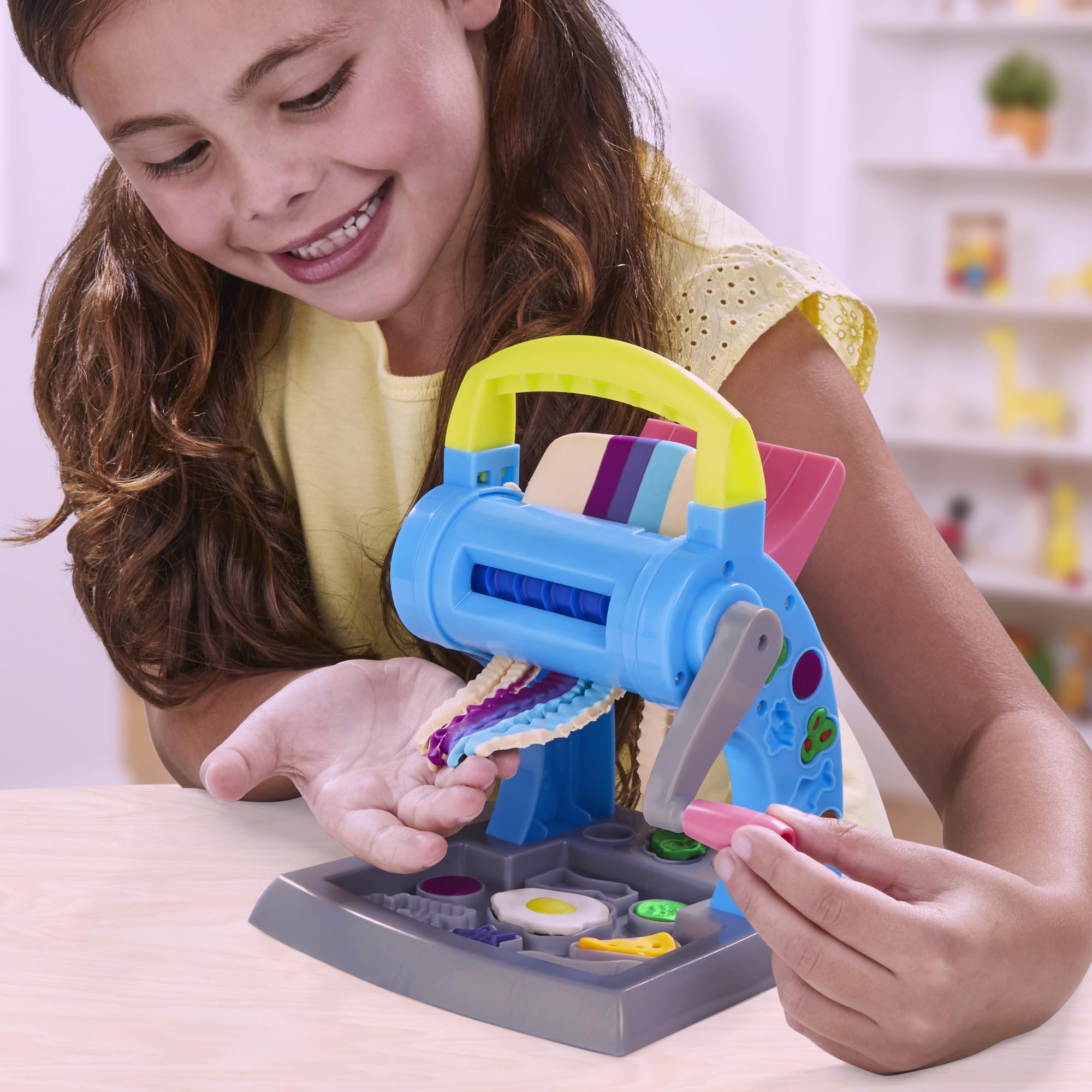 Play-Doh Pasta Dinner Playset - 35+ Realistic Kitchen Toys & Accessories for Kids Ages 3+ | Pretend Play Kitchen Set for Boys & Girls | Perfect for Role-Playing, Birthday Gifts & Preschool Learning Activities