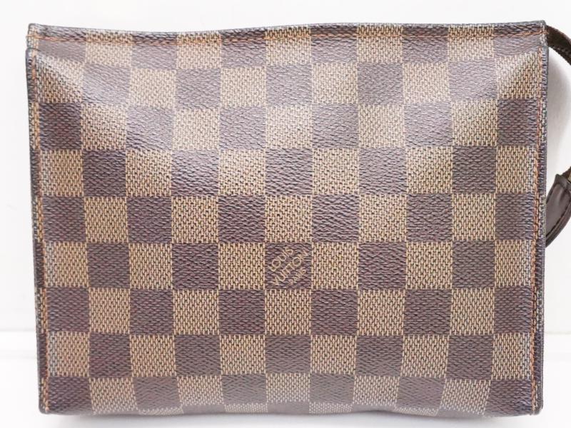 Authentic Pre-Owned Louis Vuitton Damier Cosmetic Pouch Case 210471 | Vintage Designer Makeup Bag for Travel & Everyday Luxury