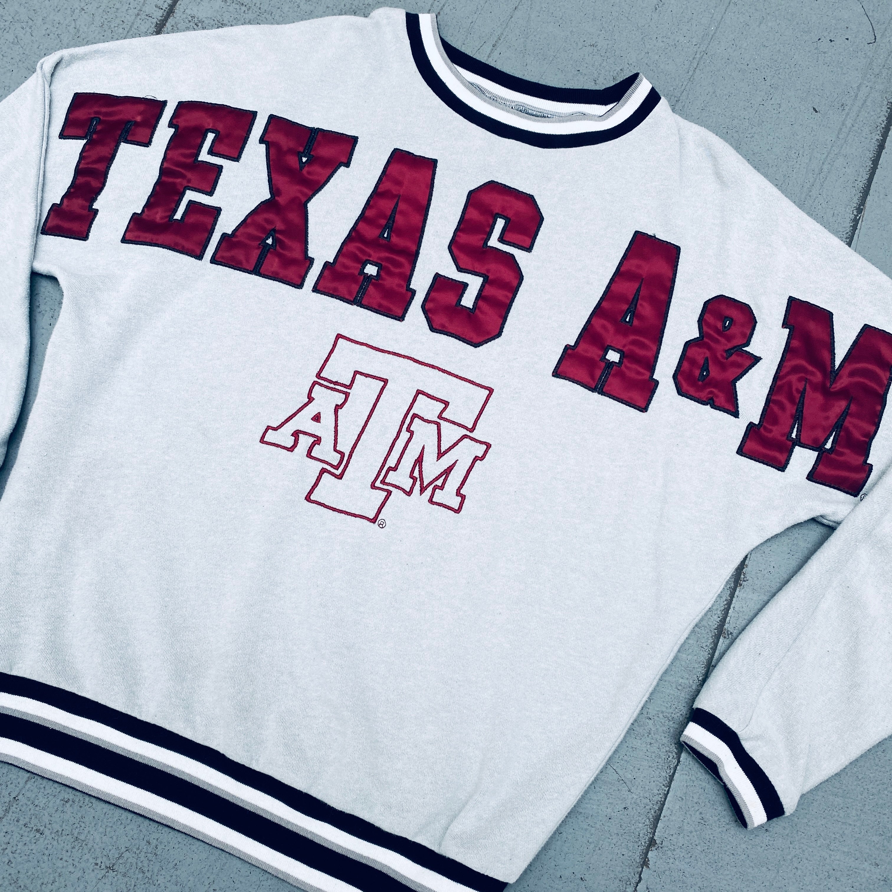 Texas A&M Aggies 2000's HUGE Spellout Lightweight Sweatshirt - Men's Vintage College Pullover for Game Day & Casual Wear