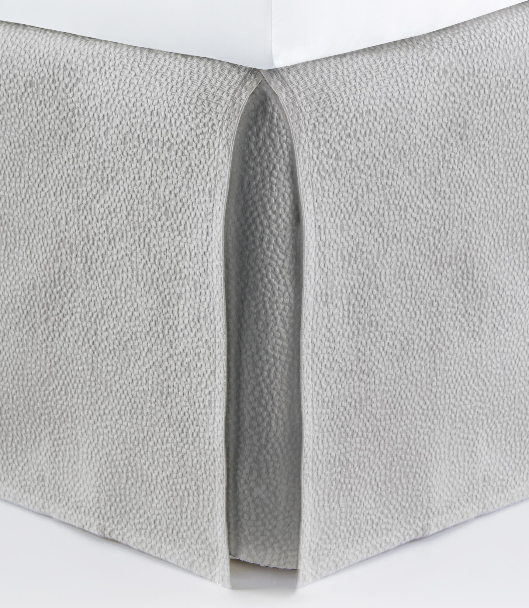 Montauk Matelassé Bed Skirt - Luxury Quilted Dust Ruffle for King, Queen & Full Beds - Perfect for Master Bedrooms, Guest Rooms & Hotel Decor