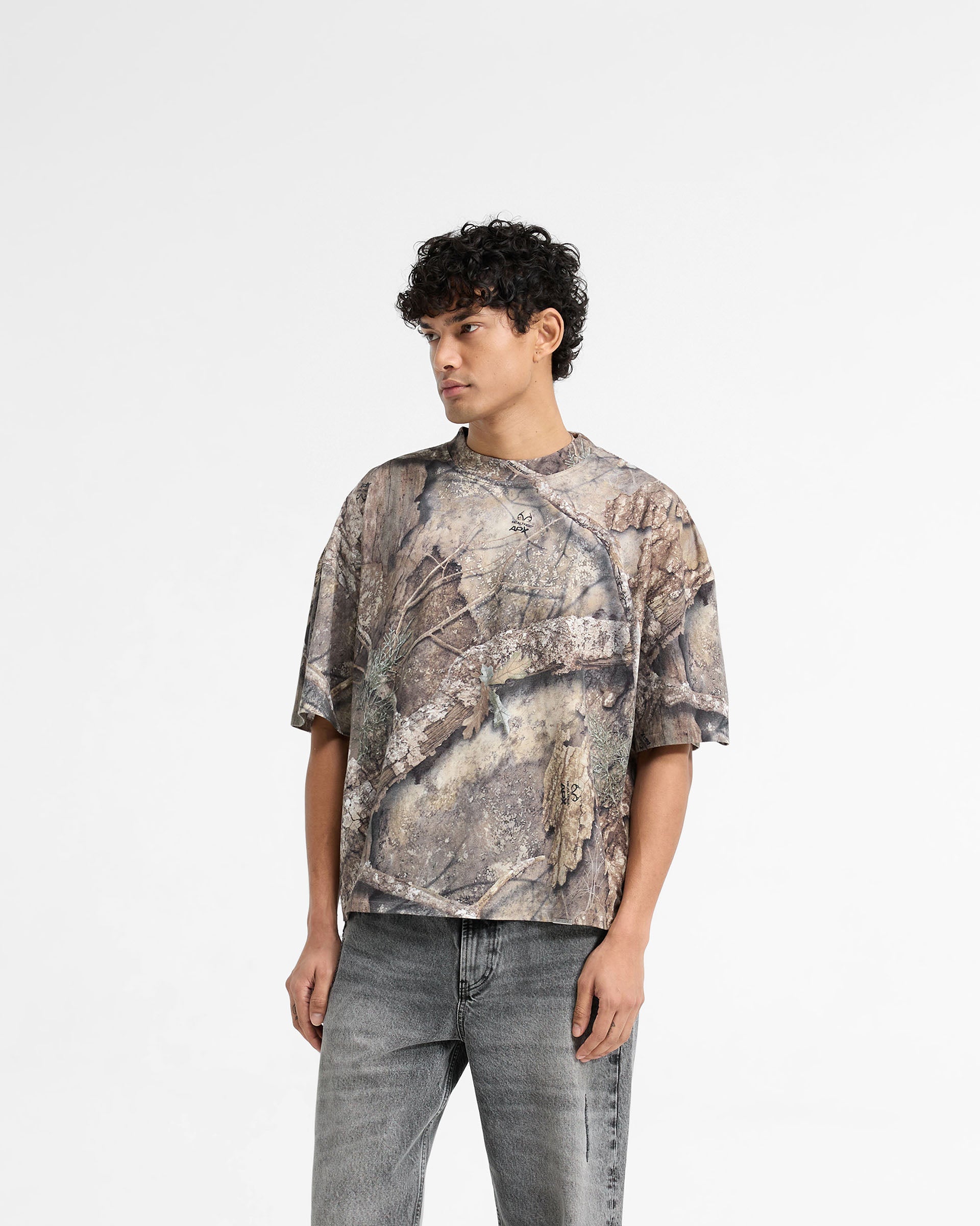 Realtree® Camo T-Shirt for Men - Hunting & Outdoor Camouflage Shirt - Perfect for Hunting, Fishing, and Outdoor Adventures