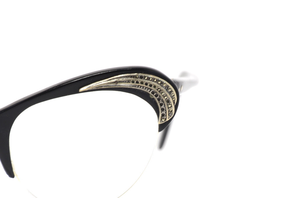Petite Diamante 1 - Elegant Diamond Jewelry for Women | Perfect for Gifts, Anniversaries & Special Occasions