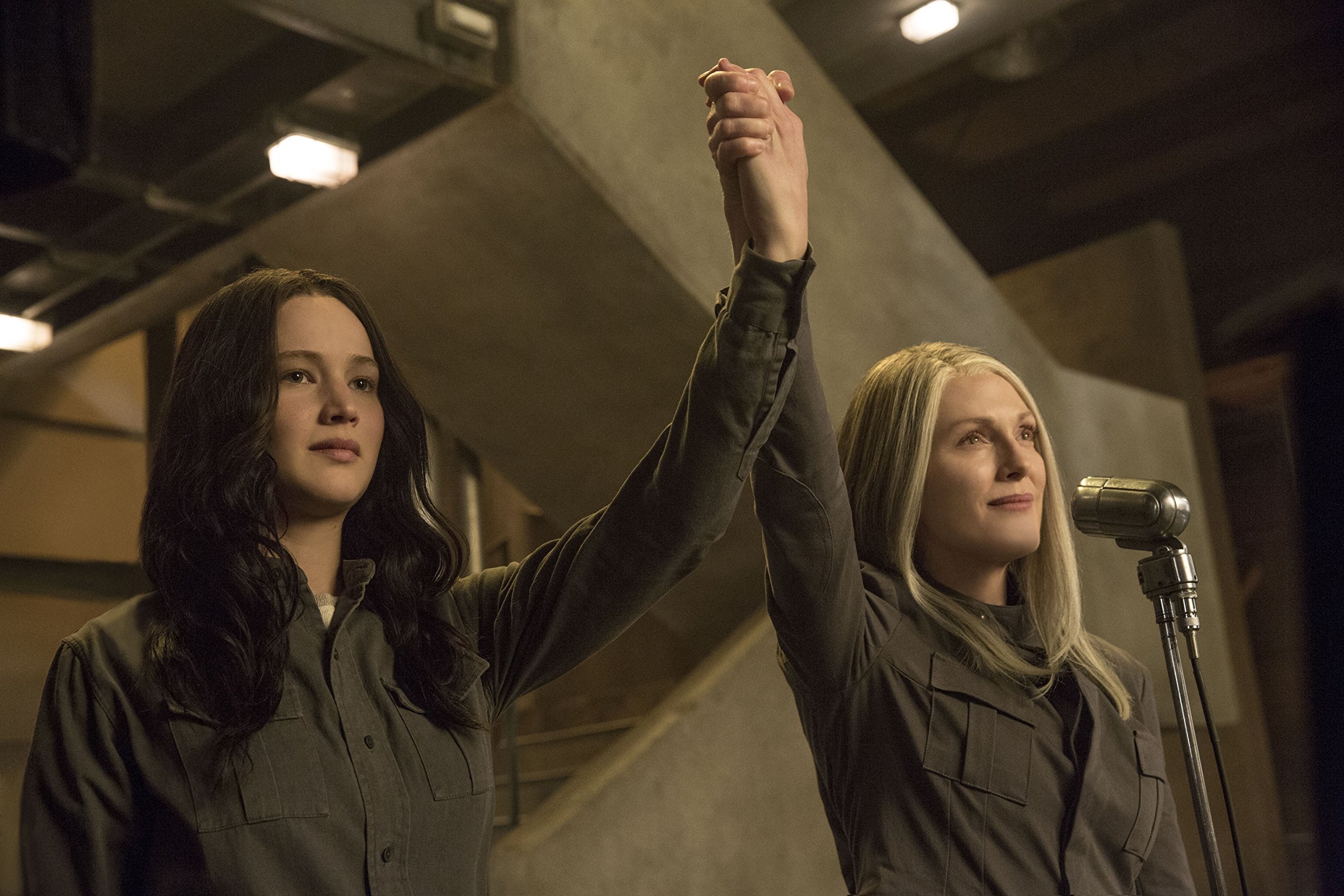 The Hunger Games: Mockingjay Part 1 DVD - Action Adventure Movie Based on Suzanne Collins' Novel - Perfect for Movie Nights & Dystopian Fiction Fans