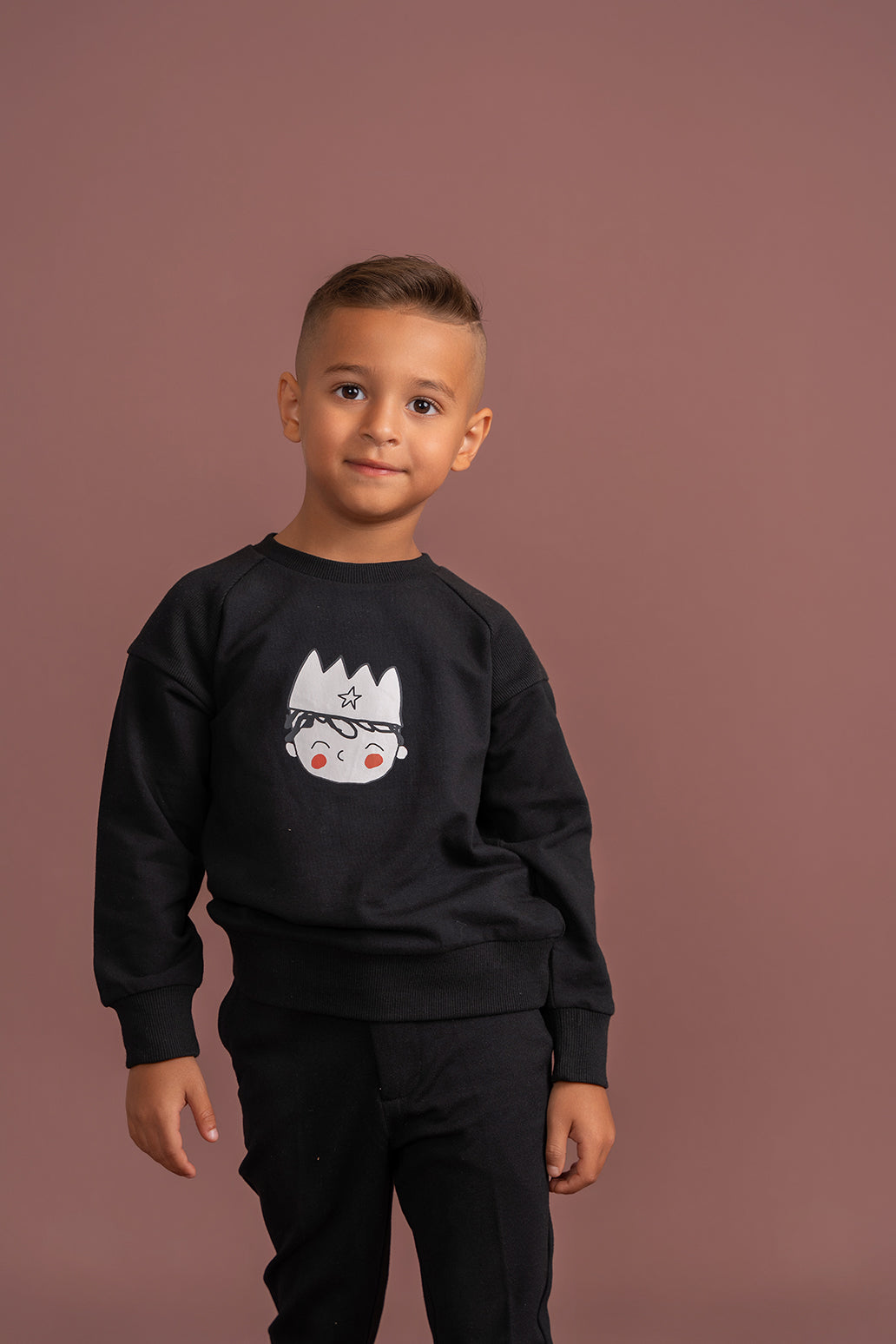 Crown Print Sweatshirt for Women & Men - Trendy Graphic Hoodie for Casual Wear, Street Style & Loungewear
