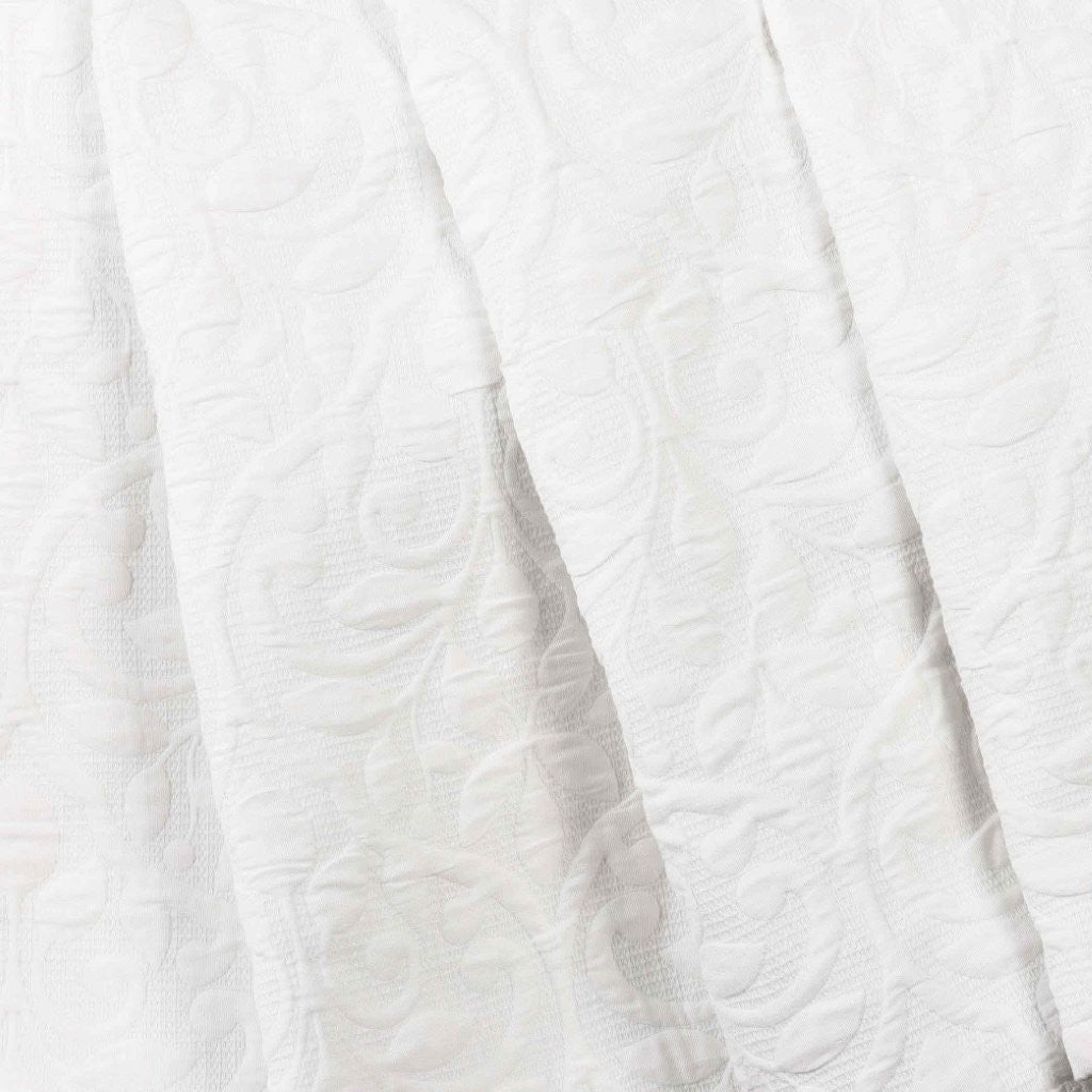 Premium Vineyard Cotton Blend Medium Weight Matelasse Woven Coverlet - Soft Bedspread for Master Bedroom, Guest Room & Luxury Hotels