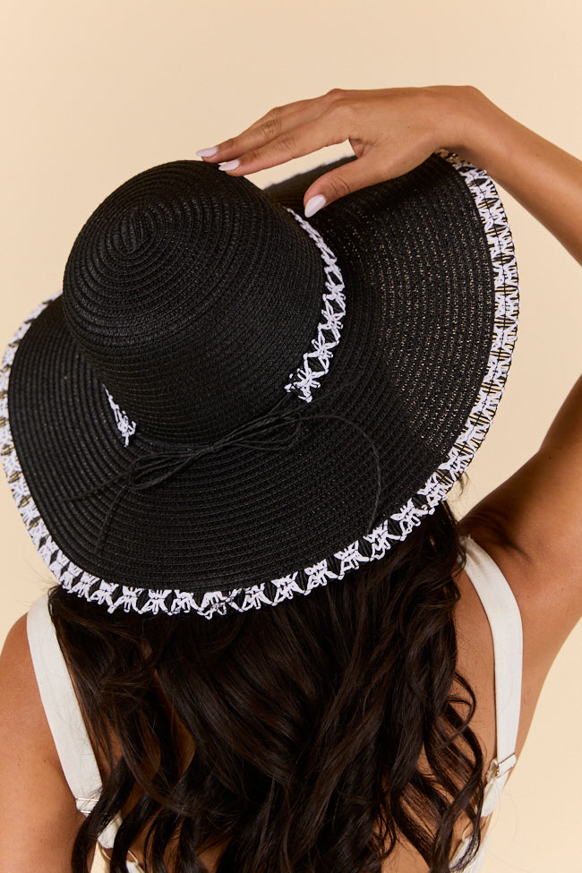 Stylish Black Stitch Brim Straw Hat for Women - Summer Beach Sun Hat with Wide Brim - Perfect for Outdoor, Vacation, and Fashion Accessories