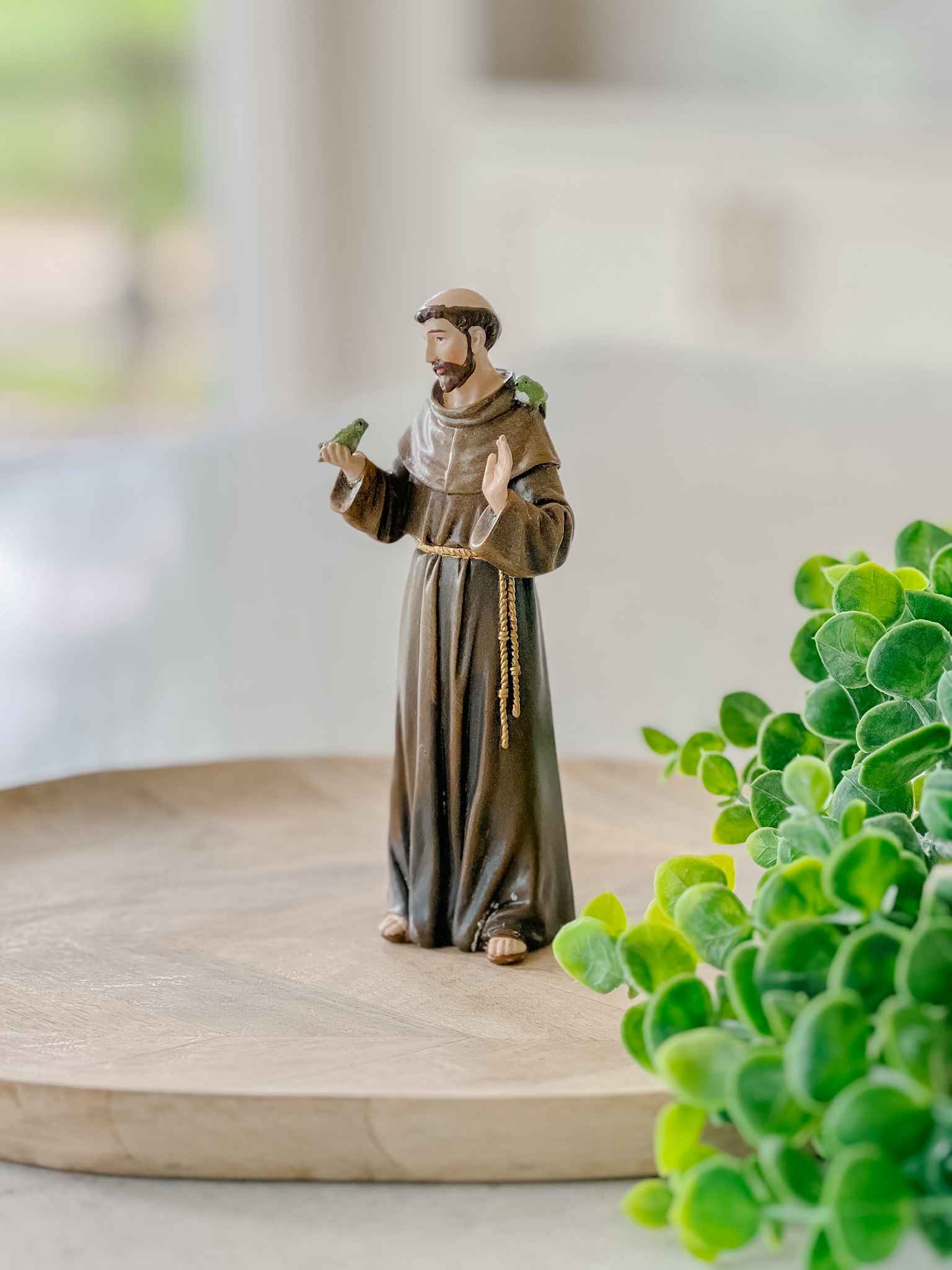 St. Francis of Assisi Statue - Small Religious Figurine for Home Decor, Garden, and Catholic Gifts | Perfect for Patio, Church Altar & Spiritual Meditation
