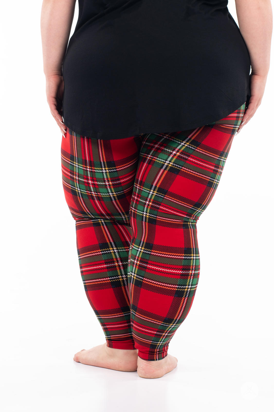 Stylish Tartan Dreams Patterned Leggings for Women - Comfortable Stretch Yoga Pants for Workout, Lounge & Casual Wear