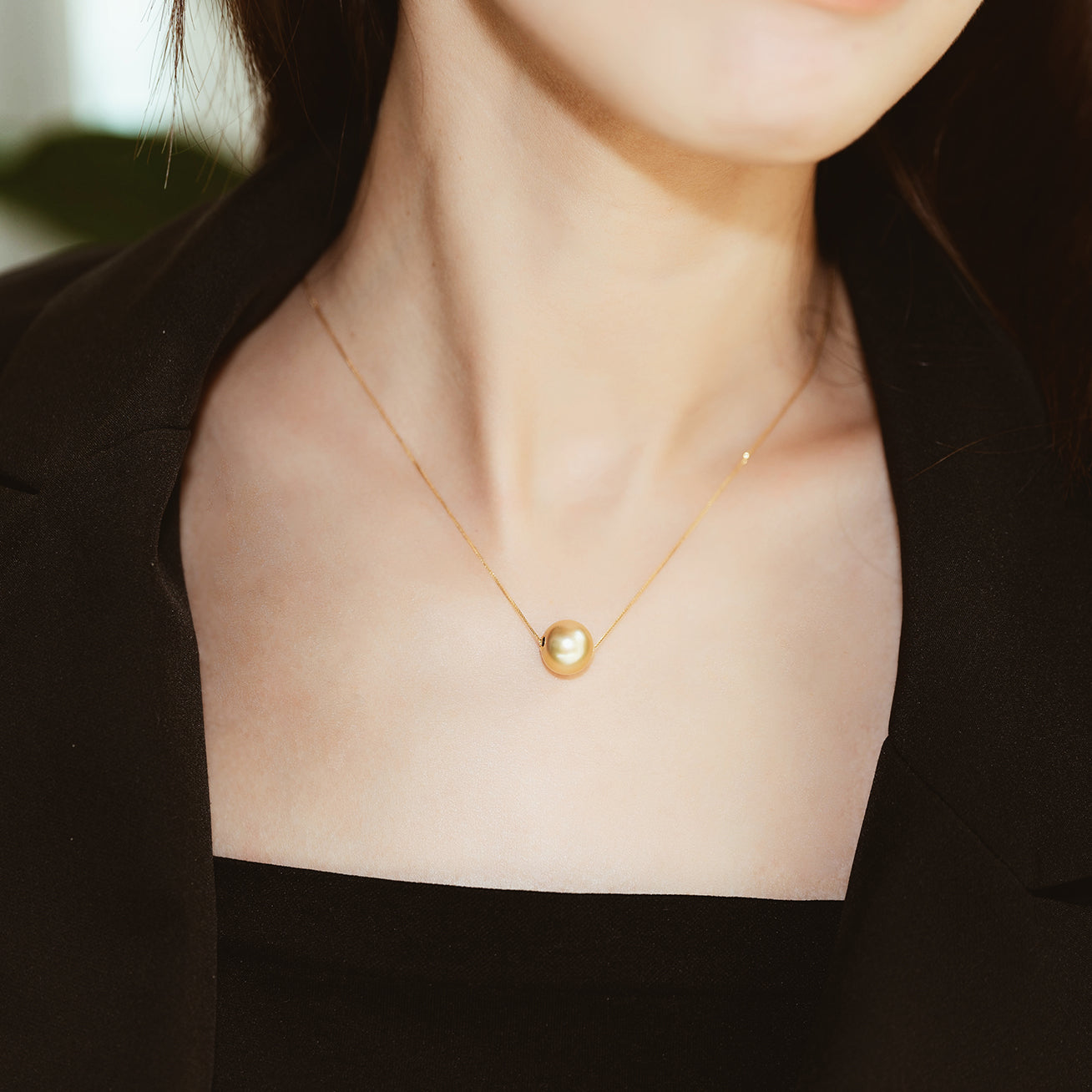 18K Solid Gold Golden South Sea Pearl Necklace - Luxury Women's Jewelry Gift for Wedding, Anniversary & Special Occasions | Elegant Pearl Pendant for Formal Events & Evening Wear