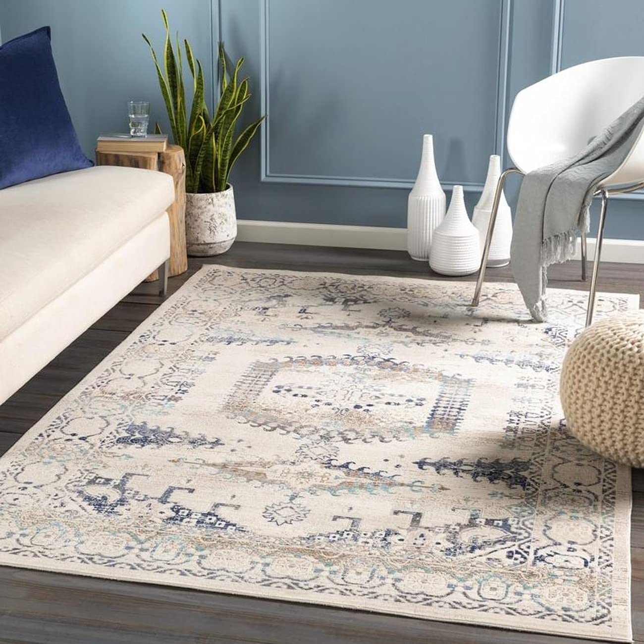 Mark&Day 3x5 Traditional Aqua Area Rug - Soft Blue & White Carpet for Living Room, Bedroom, Kitchen - Non-Slip 2'7