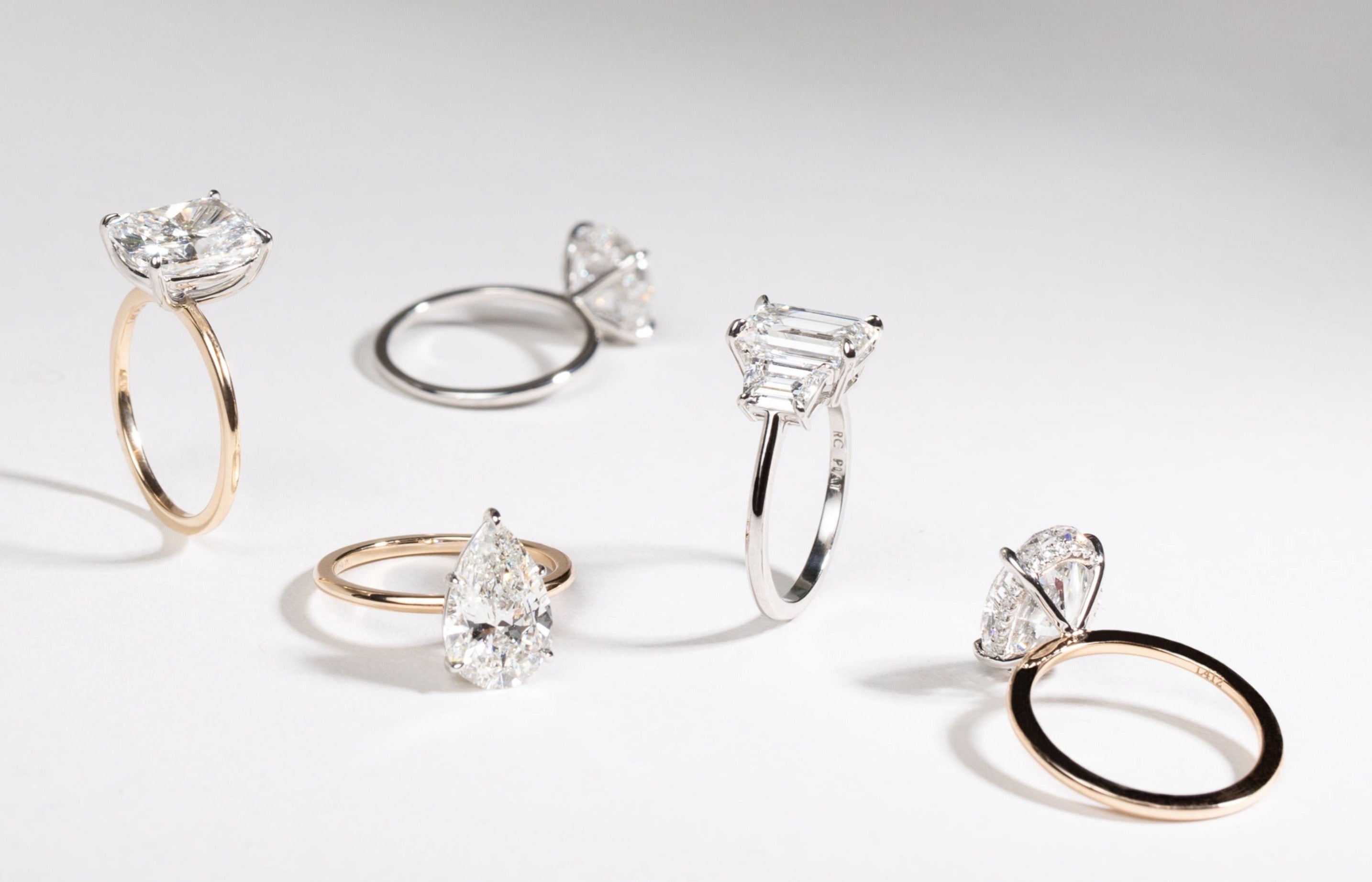 Elegant Baguette Side Stones for Engagement Rings & Wedding Bands - Sparkling Diamond Accents for Bridal Jewelry