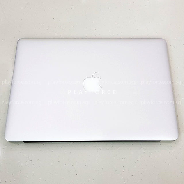 Apple MacBook Air 13-inch Laptop (2015 Model) - Intel Core i5, 4GB RAM, 256GB SSD - Lightweight & Portable for Work, Study & Travel