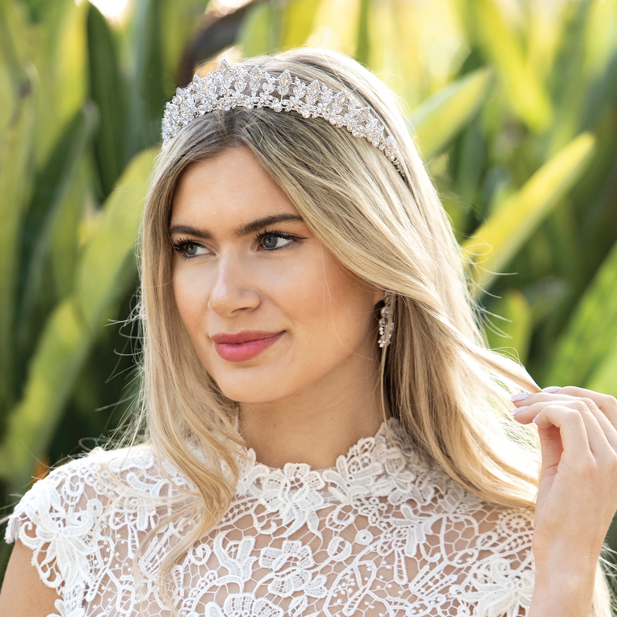 Ivory & Co. Julietta Silver Wedding Tiara with Austrian Crystals – Elegant Bridal Crown for Princess Bride, Wedding Ceremony & Photo Shoots