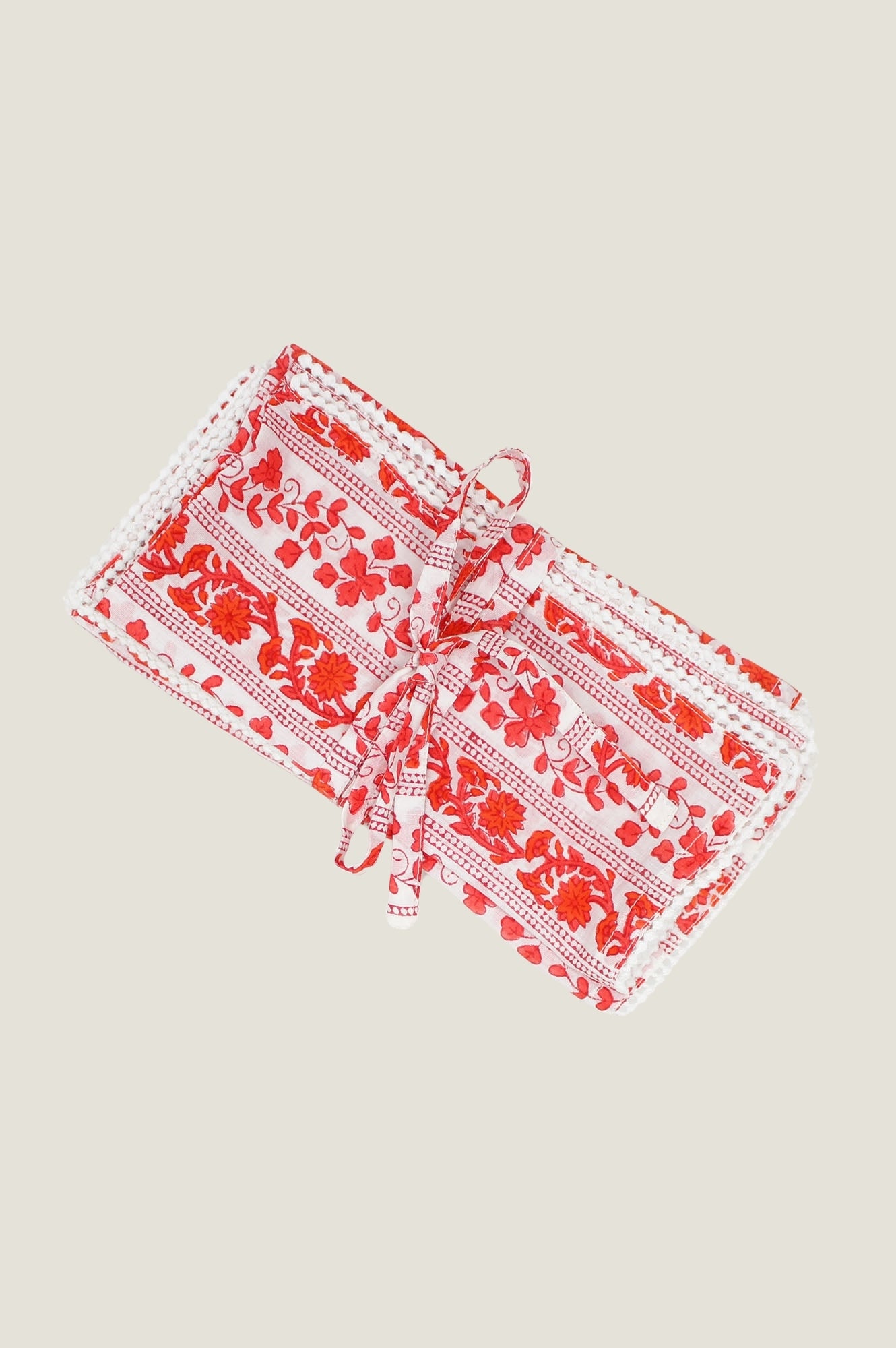 4-Pack Botanical Red Printed Napkins - Elegant Floral Design for Dining, Parties, and Home Decor