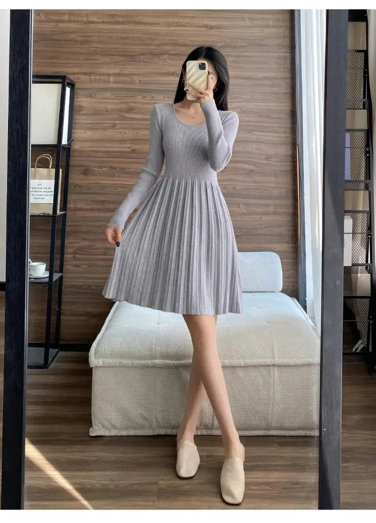 Black & Gray Elegant Knitted Pleated Mini Dress for Women - Slim O-Neck Long Sleeve A-Line Party Dress | Autumn Streetwear & Evening Robe | Perfect for Cocktail Parties, Date Nights & Office Wear