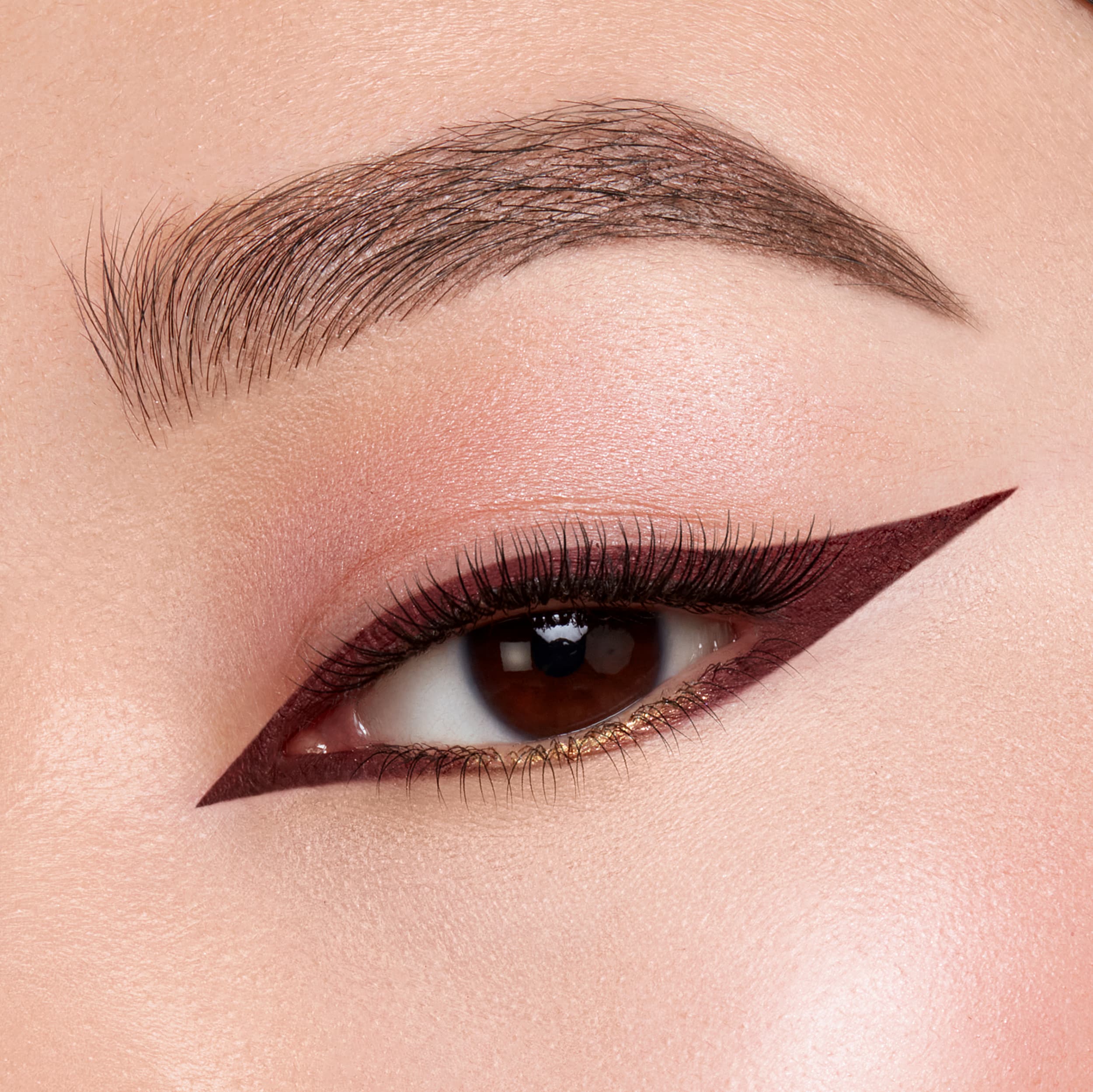 Long-Lasting Waterproof Gel Eyeliner Pencil - Smudge Proof & Highly Pigmented for Precise Eye Makeup - Perfect for Daily Wear, Party Looks & Professional Makeup Artists