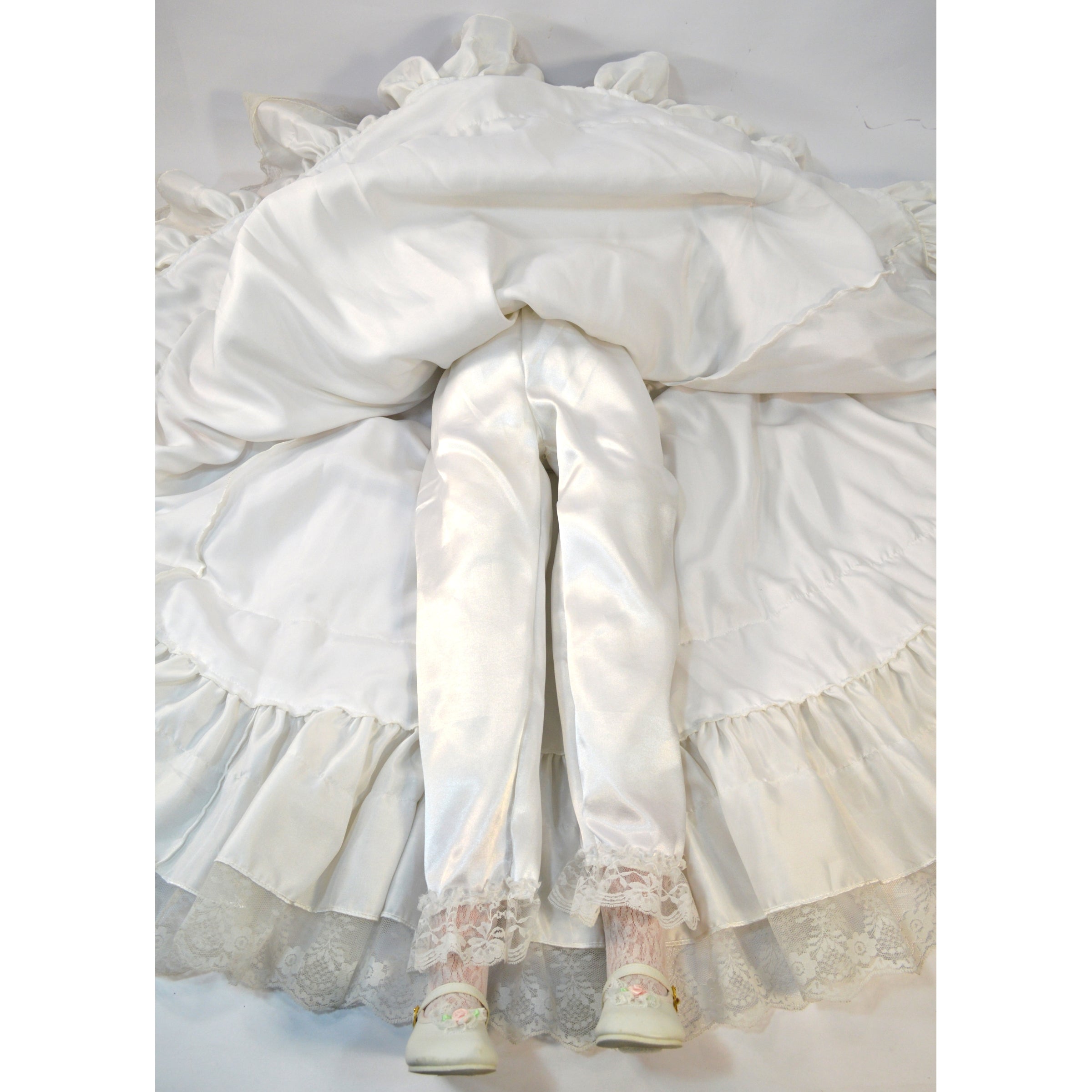 Rare Limited Edition Rustie 42 Porcelain Doll Heavenly Princess in White Dress #189/1500 - Perfect for Collectors & Home Décor