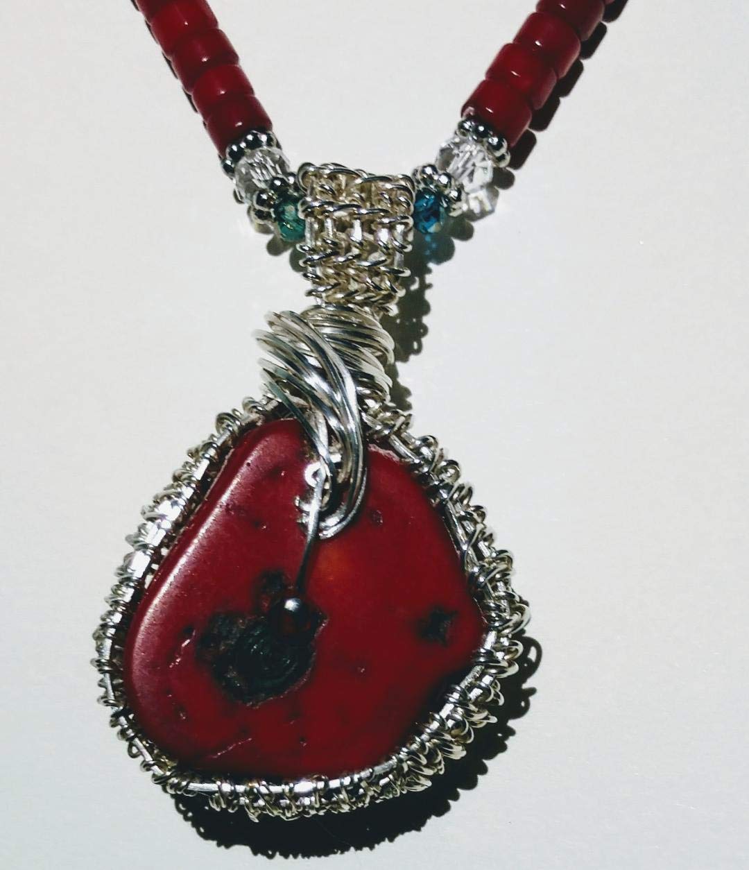 Elegant Sterling Silver Coral Necklace with Genuine Red Coral Pendant – Perfect for Beach Weddings, Boho Fashion & Gift Giving