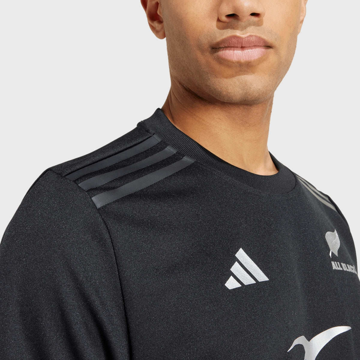 Adidas All Blacks Rugby Supporters T-Shirt for Men & Women - Black - Perfect for Game Day & Fan Events
