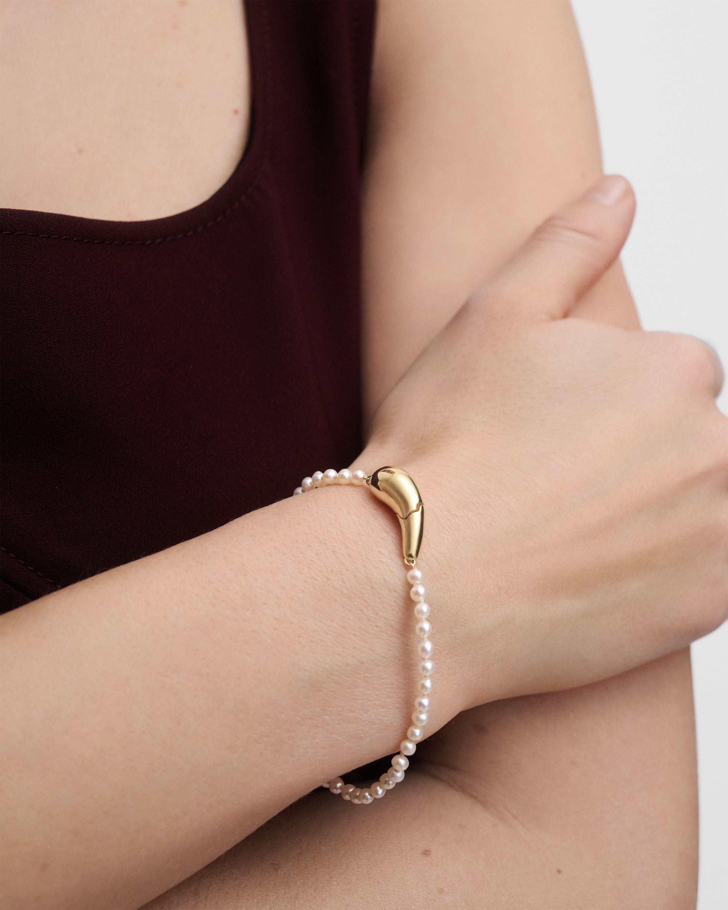 La Perla Essential Bracelet - Elegant & Minimalist Jewelry for Women | Perfect for Everyday Wear, Gifts & Special Occasions