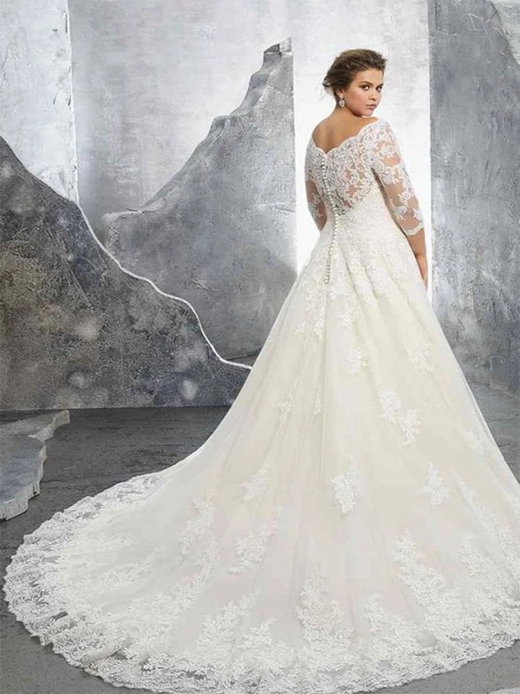 Elegant A-Line Lace Wedding Dress 2023 | Off-Shoulder Plus Size Bridal Gown for Curvy Brides - Perfect for Beach Weddings, Vow Renewals & Romantic Photoshoots