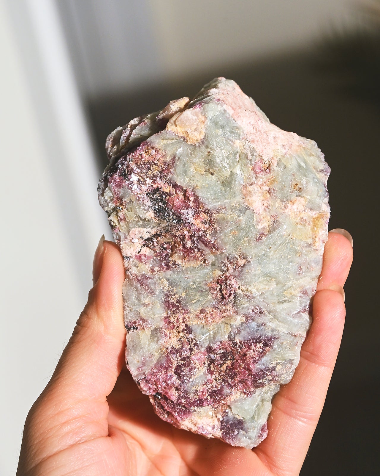 Natural Rough Lepidolite and Aquamarine Crystal Stones - Raw Healing Stones for Meditation, Jewelry Making, and Energy Work - Perfect for Spiritual Healing, Chakra Balancing, and Home Decor