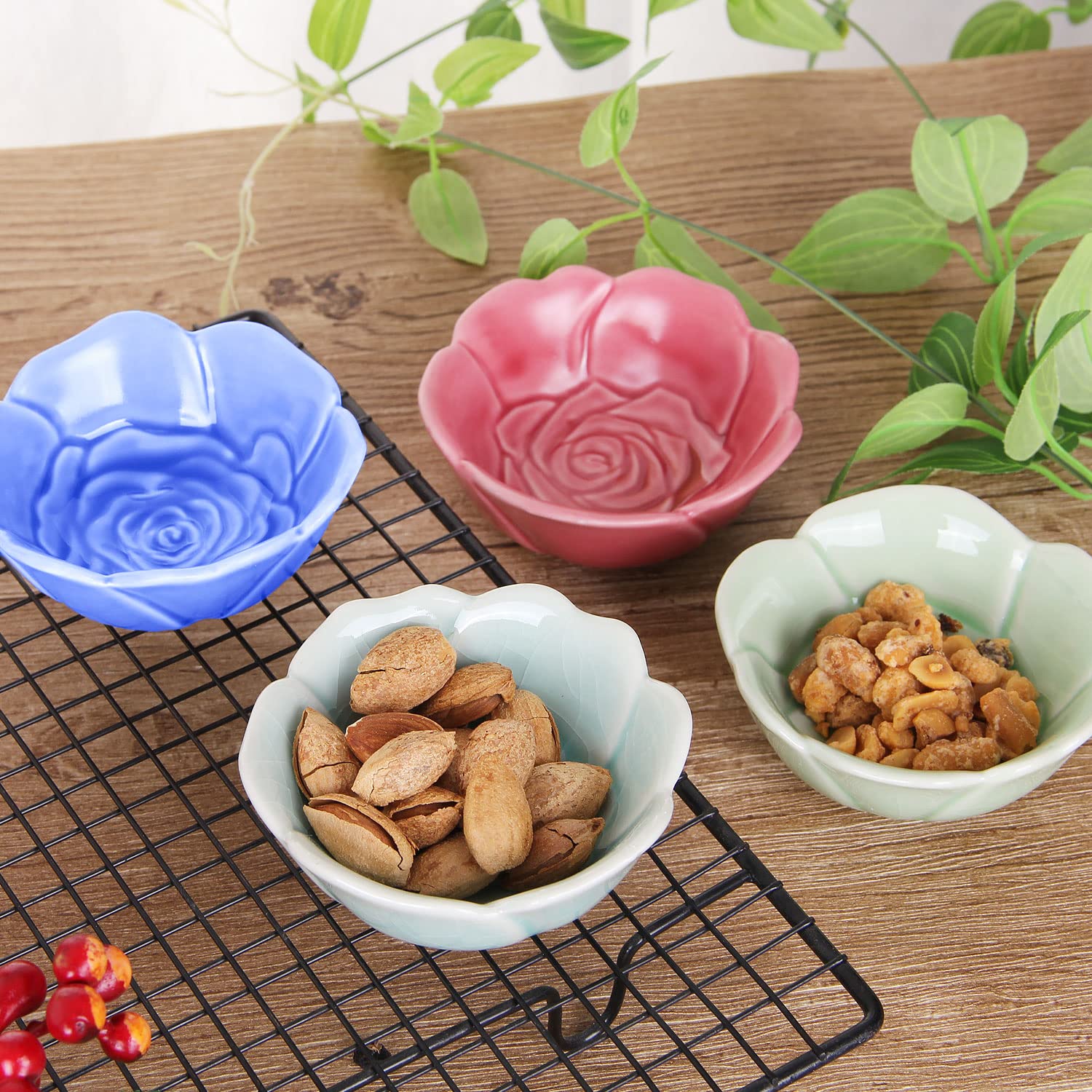 VanEnjoy 4-Piece Colorful Glazed Ceramic Soy Sauce Bowls - Floral Pattern Appetizer Plates, Condiment Dishes for Sushi, Dumplings & Asian Cuisine - Perfect for Restaurants, Home Dining & Party Serving