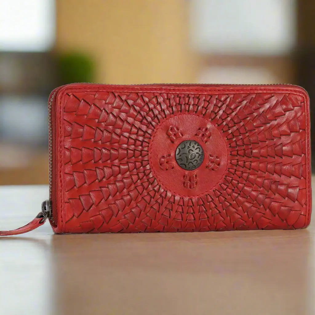 Rugged Earth Women's Zip Around Whip Stitch Leather Wallet - Stylish & Durable RFID Blocking Wallet for Everyday Use, Travel, and Gift Giving