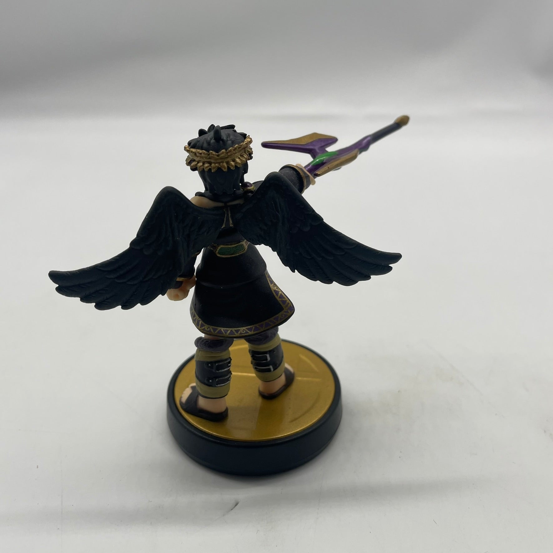 Dark Pit Nintendo Amiibo Figure - Super Smash Bros Series #39 - Collectible Video Game Character for Display & Gaming Battles
