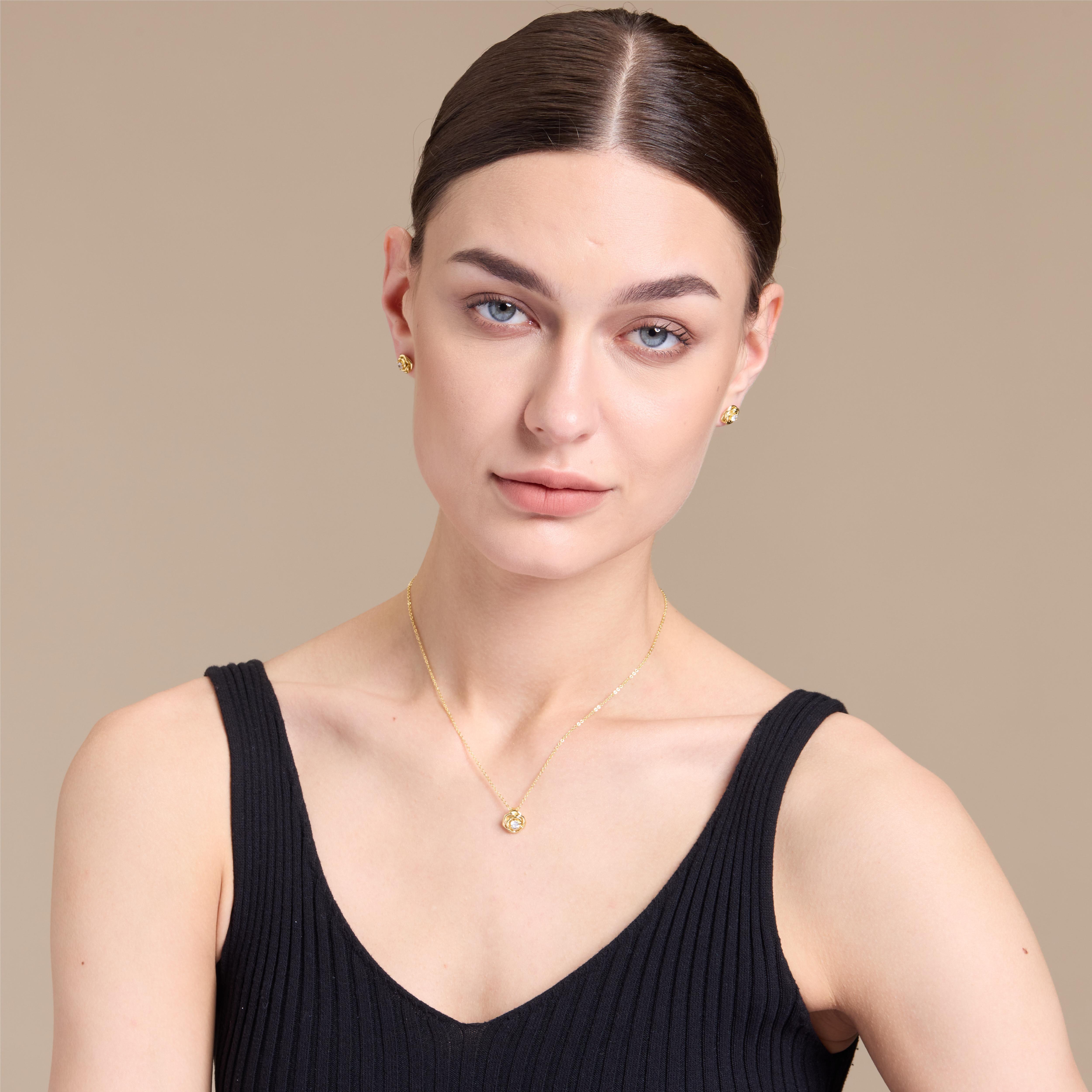 Golden Rose Pendant Necklace for Women - 14K Gold Plated Rose Flower Jewelry Gift for Her - Perfect for Valentine's Day, Anniversary & Special Occasions