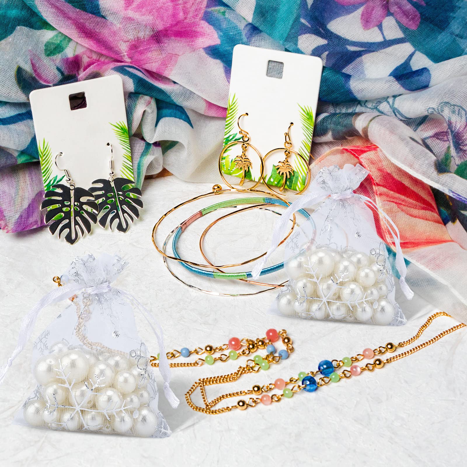 100PCS White Christmas Organza Bags 3x4 inch - Small Snowflake Drawstring Favor Bags for Holiday Gifts, Jewelry, Party Favors - Perfect for Christmas, Winter Weddings & DIY Crafts