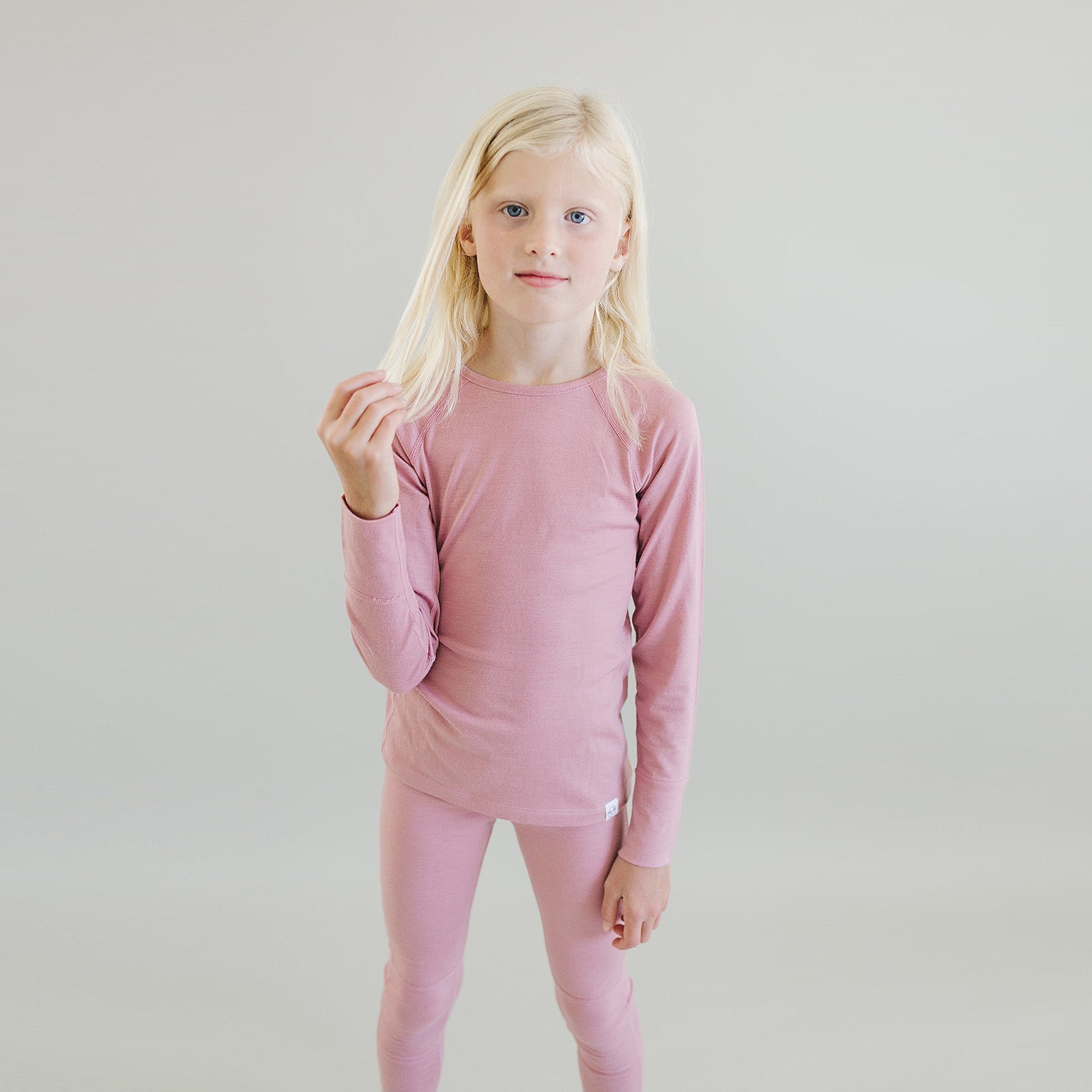 Kids Merino Wool Base Layer - Long Sleeve Thermal Top for Boys & Girls in Blush Pink | Warm Winter Underwear for Skiing, Snowboarding & Outdoor Activities