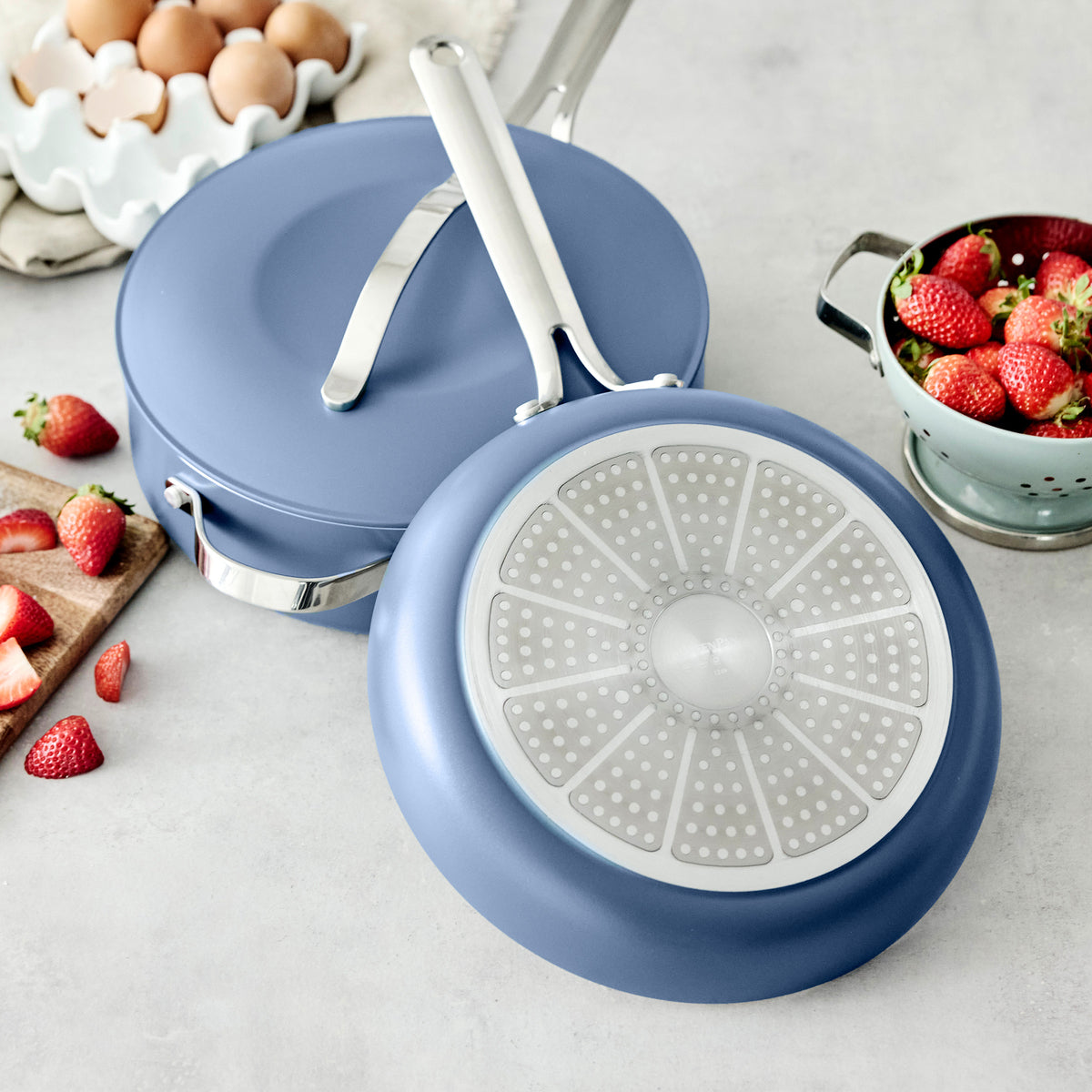 Nova Ceramic Nonstick 10-Piece Cookware Set - Non-Toxic PFOA-Free Pots and Pans Set with Stay-Cool Handles | Perfect for Frying, Boiling, and Sauteing | Ocean Blue