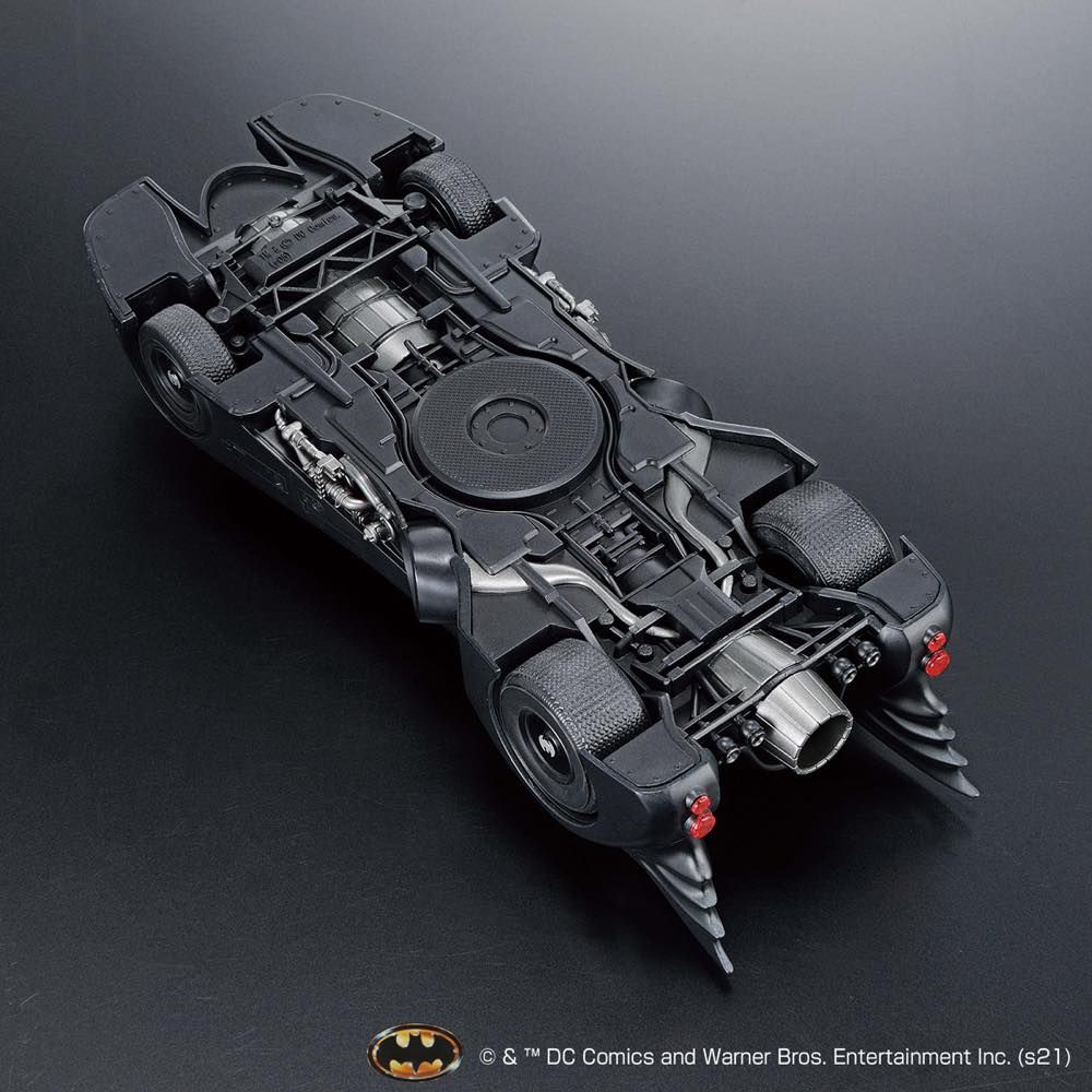 Bandai 1/35 Scale Tim Burton's Batman Batmobile Model Kit - Perfect for Collectors & Movie Fans - Display, Gift, or DIY Project for Batman Enthusiasts