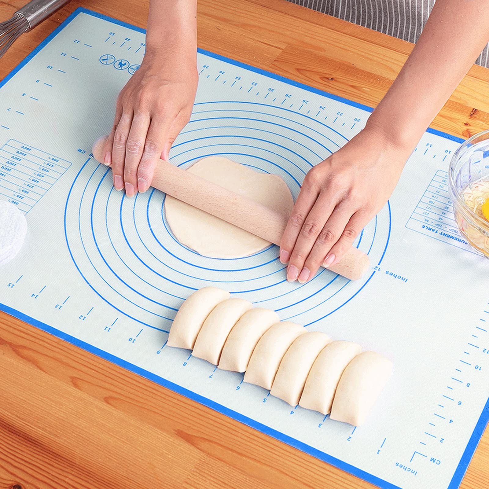 LIMNUO Non-Stick Silicone Baking Mat - Extra Thick 20