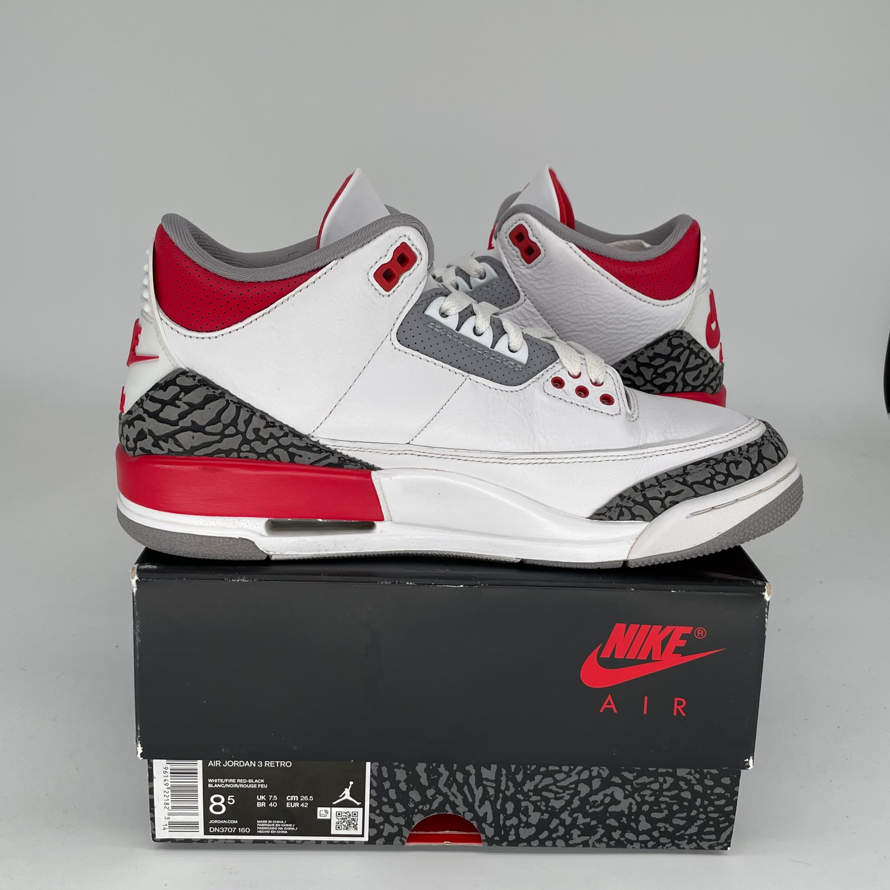 AIR JORDAN 3 Retro Fire Red Men's Basketball Shoes Size 8.5 DN3707-160 - Perfect for Streetwear, Sneaker Collection & Casual Wear