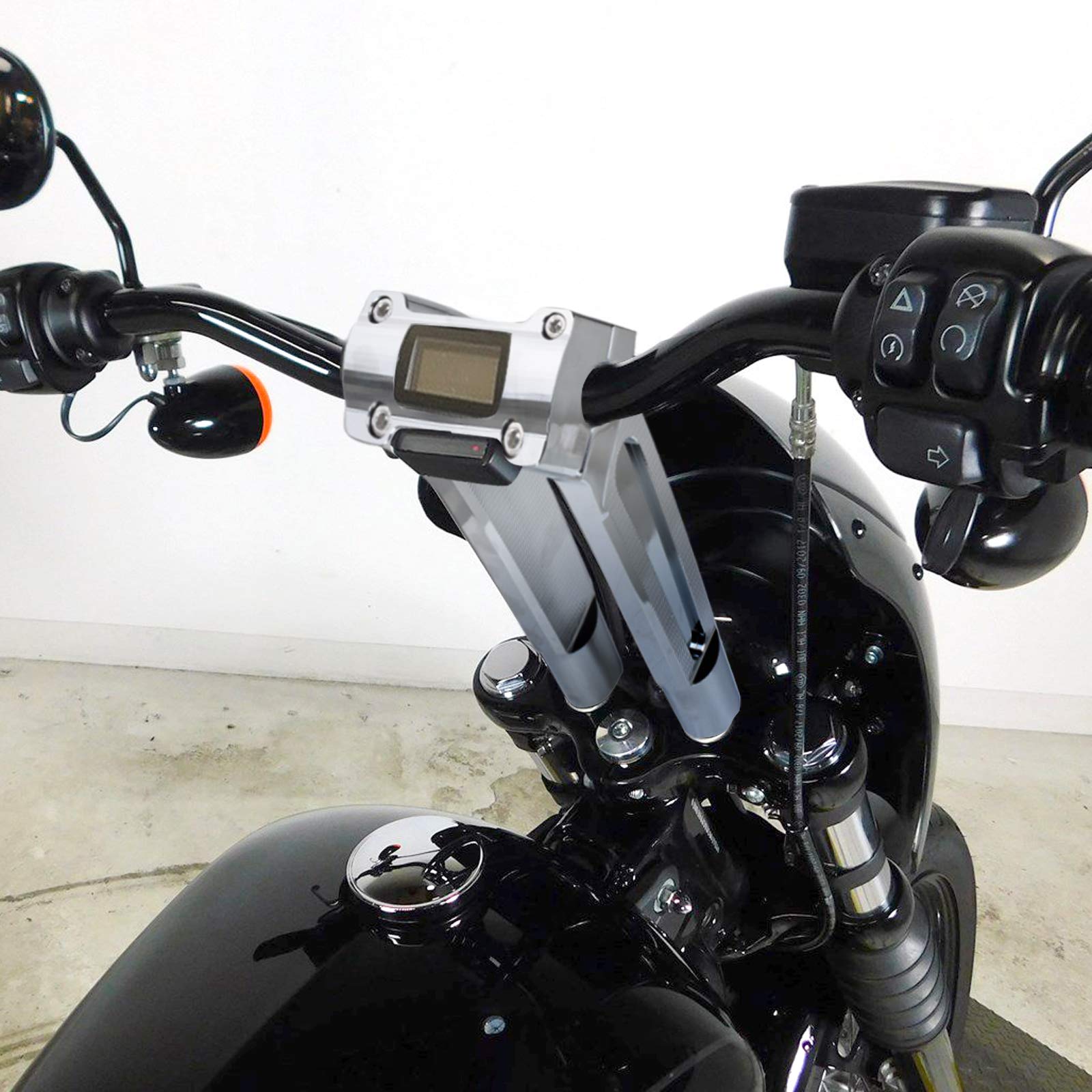 Harley-Davidson 1