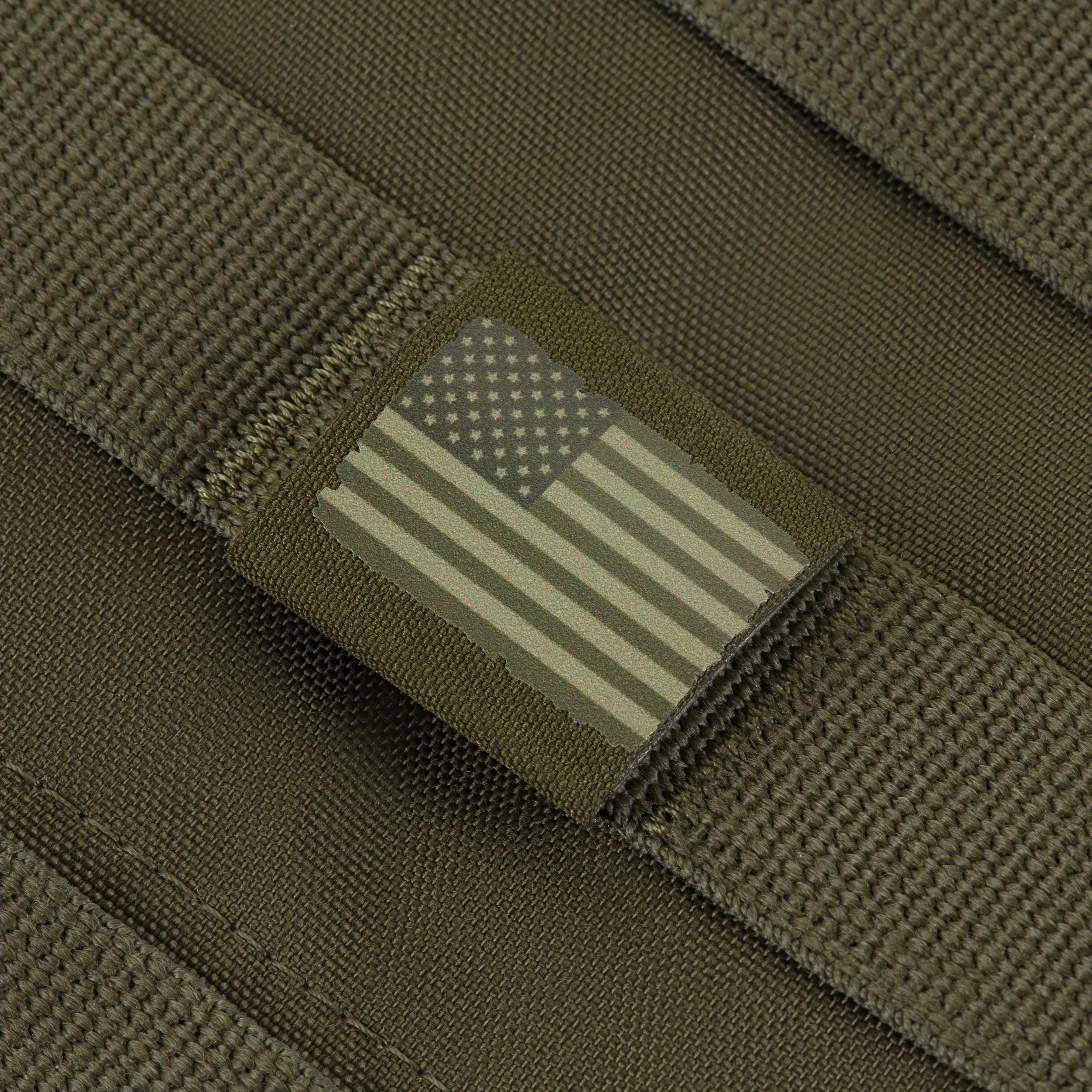 Tactical MOLLE Morale Patch - USA Flag Military Badge for Backpacks, Vests & Gear | Durable & Patriotic Emblem for Outdoor, Airsoft & Tactical Enthusiasts