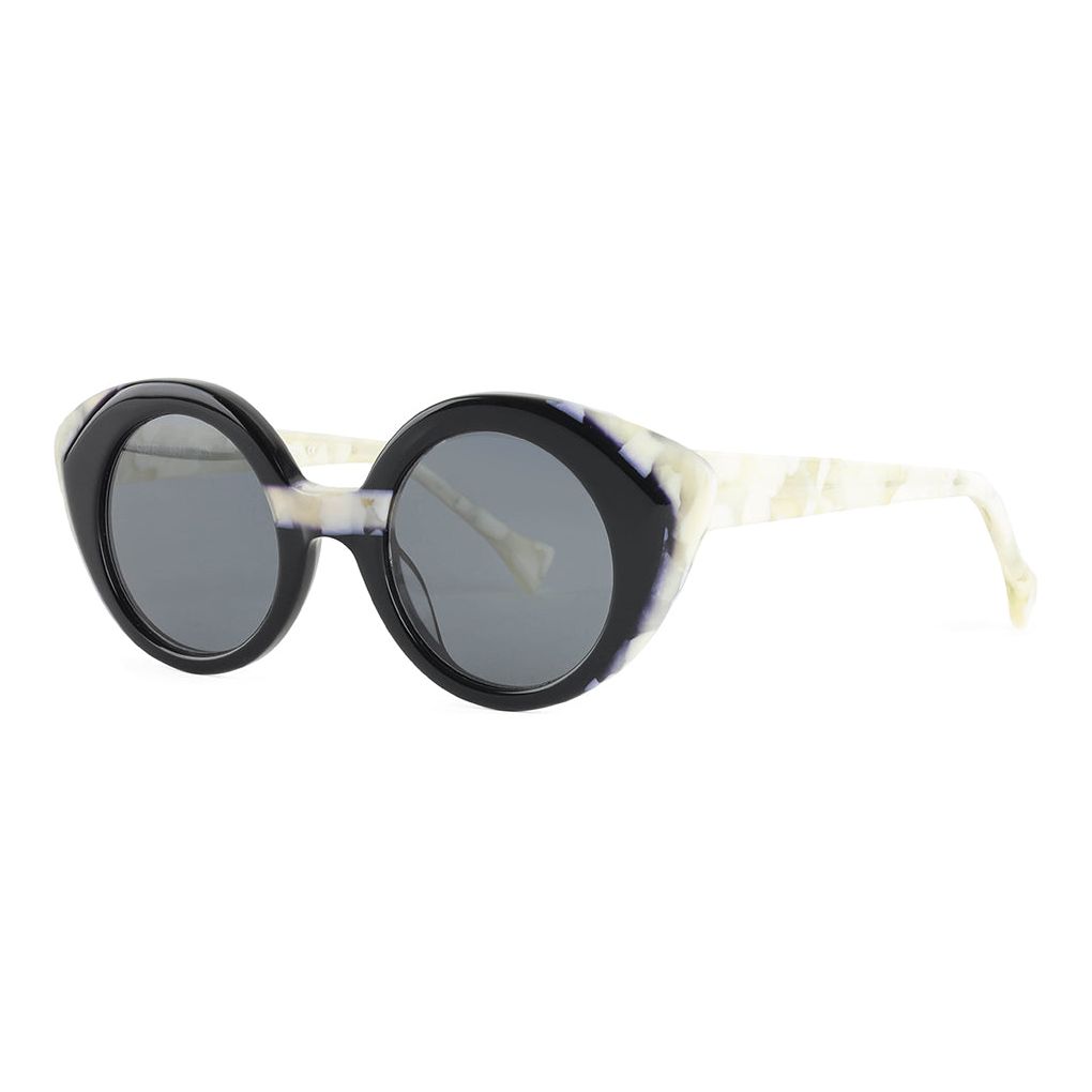 Black / Ivory Marble / Grey Lens
