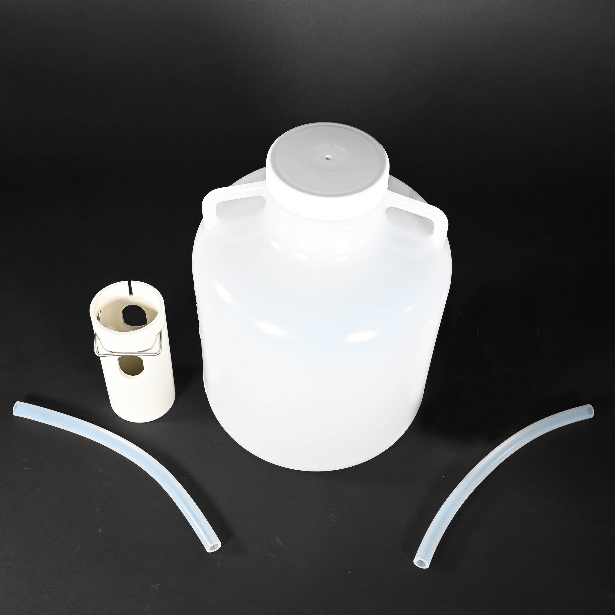 6700c / 6712c Series Portable Water Sampler - 2.5 Gallon Polyethylene Bottle for Environmental Testing & Field Sampling | Compact Design for Easy Transport & Storage
