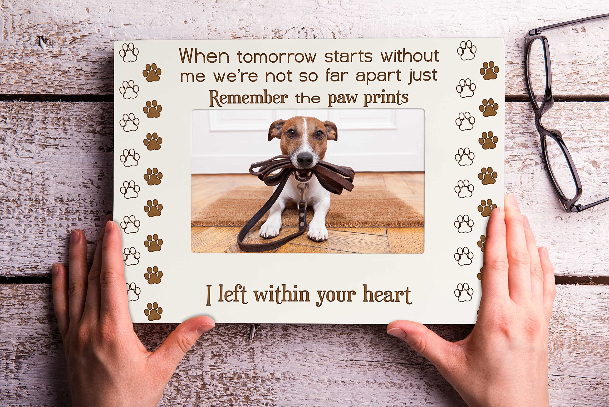 Engraved Wooden Photo Frame 4x6 Inches - 'I Left Within Your Heart' Quote - White Tabletop Picture Frame for Brother's Day Gift - Perfect for Home Decor, Office Desk & Memorial Displays