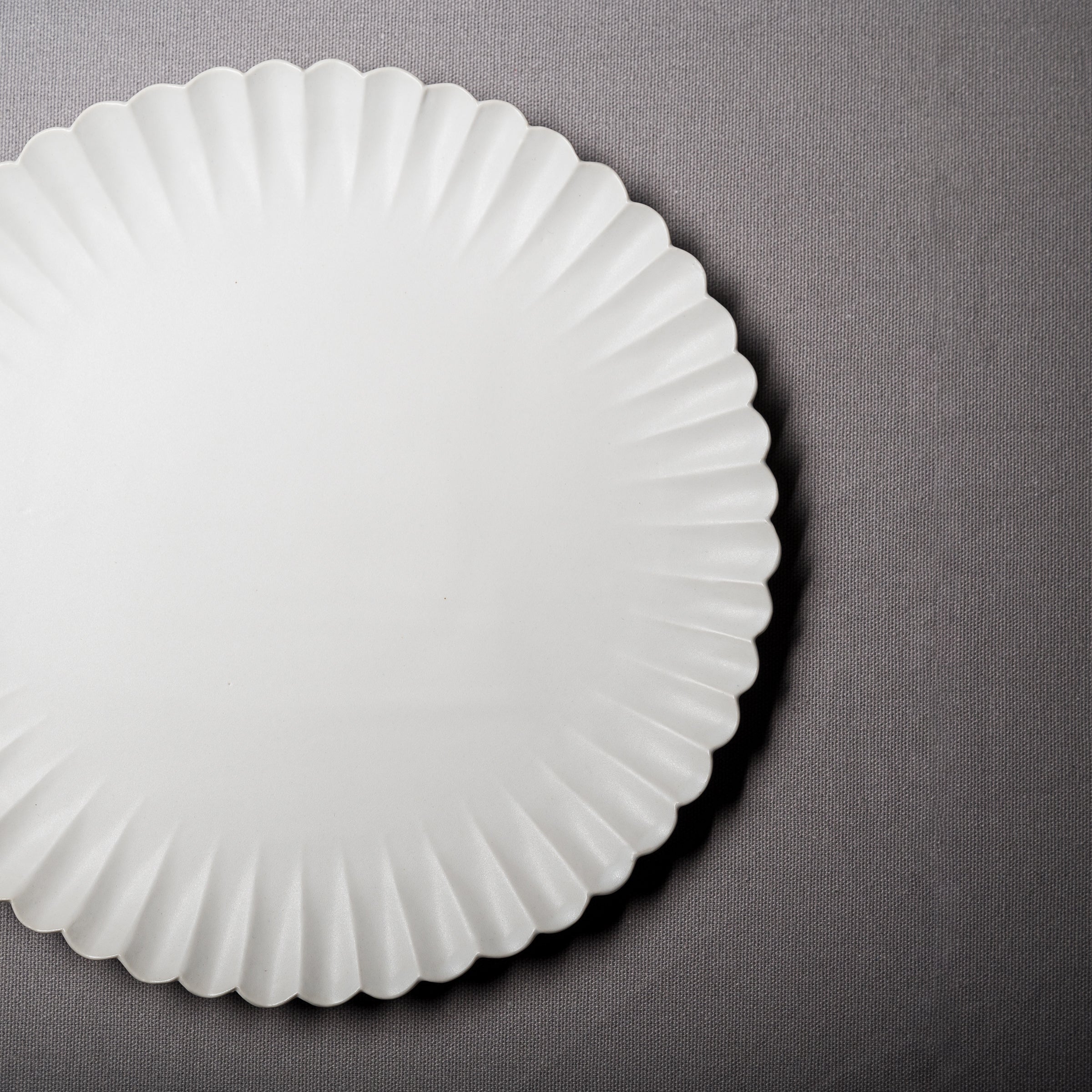 USUKI Ware Handmade Rinka Large Plate 26.5cm - Japanese Traditional Ceramic Dinner Plate for Sushi, Tempura & Home Decor | Authentic Usuki Yaki Pottery